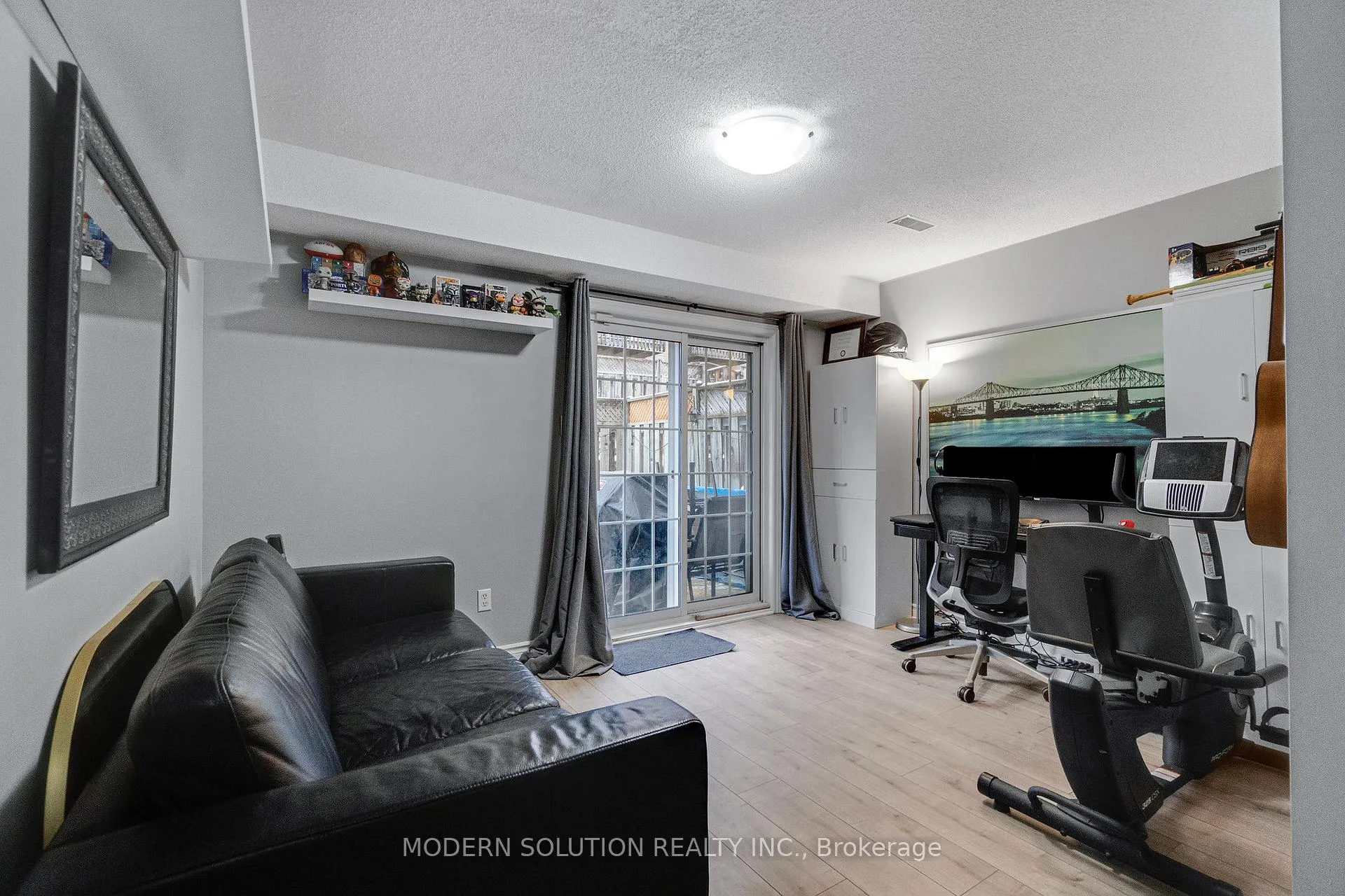 Photo 27 of Unit 29, 3480 Upper Middle Road, Burlington, Palmer — HOMEH