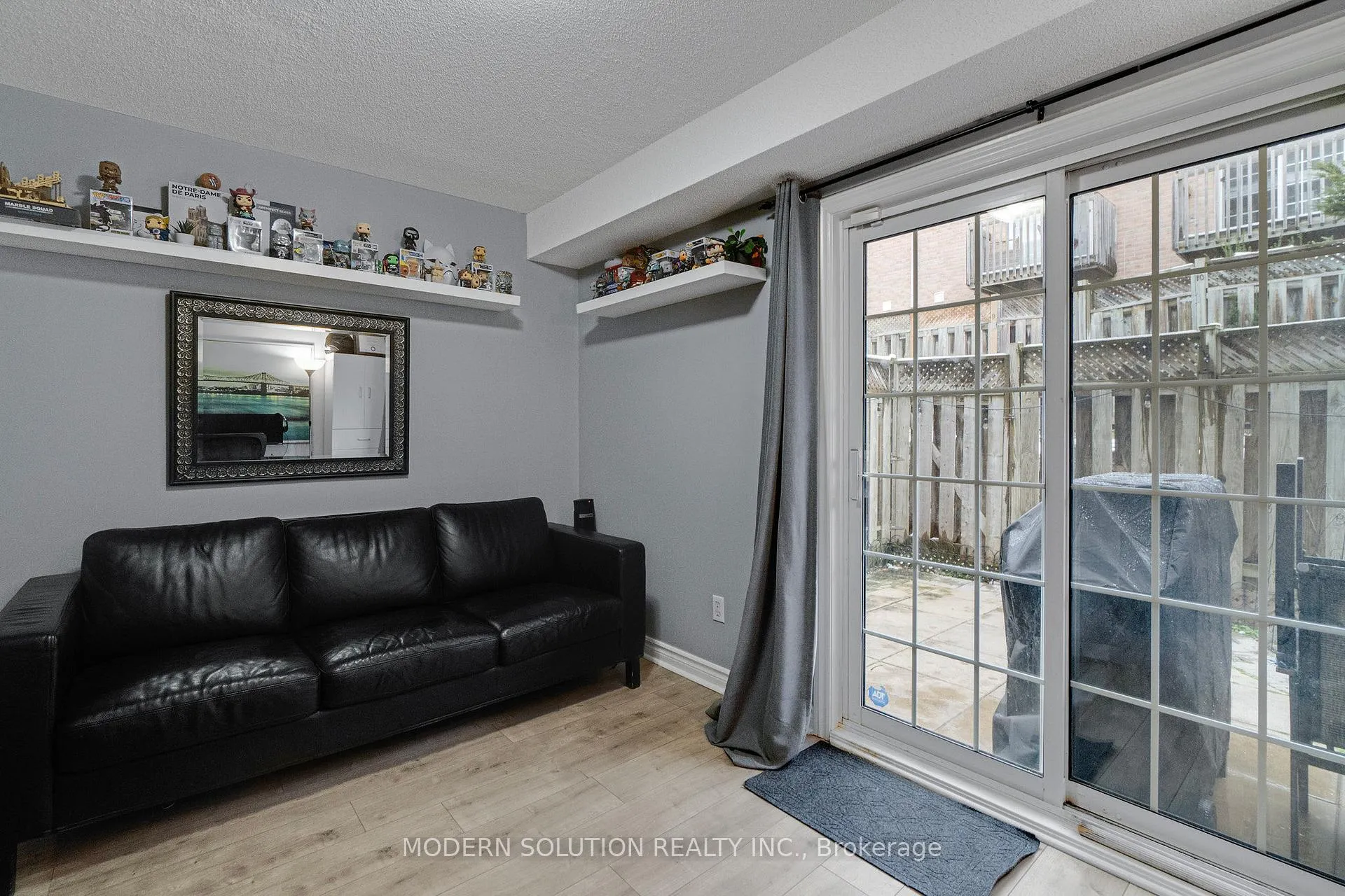 Photo 29 of Unit 29, 3480 Upper Middle Road, Burlington, Palmer — HOMEH