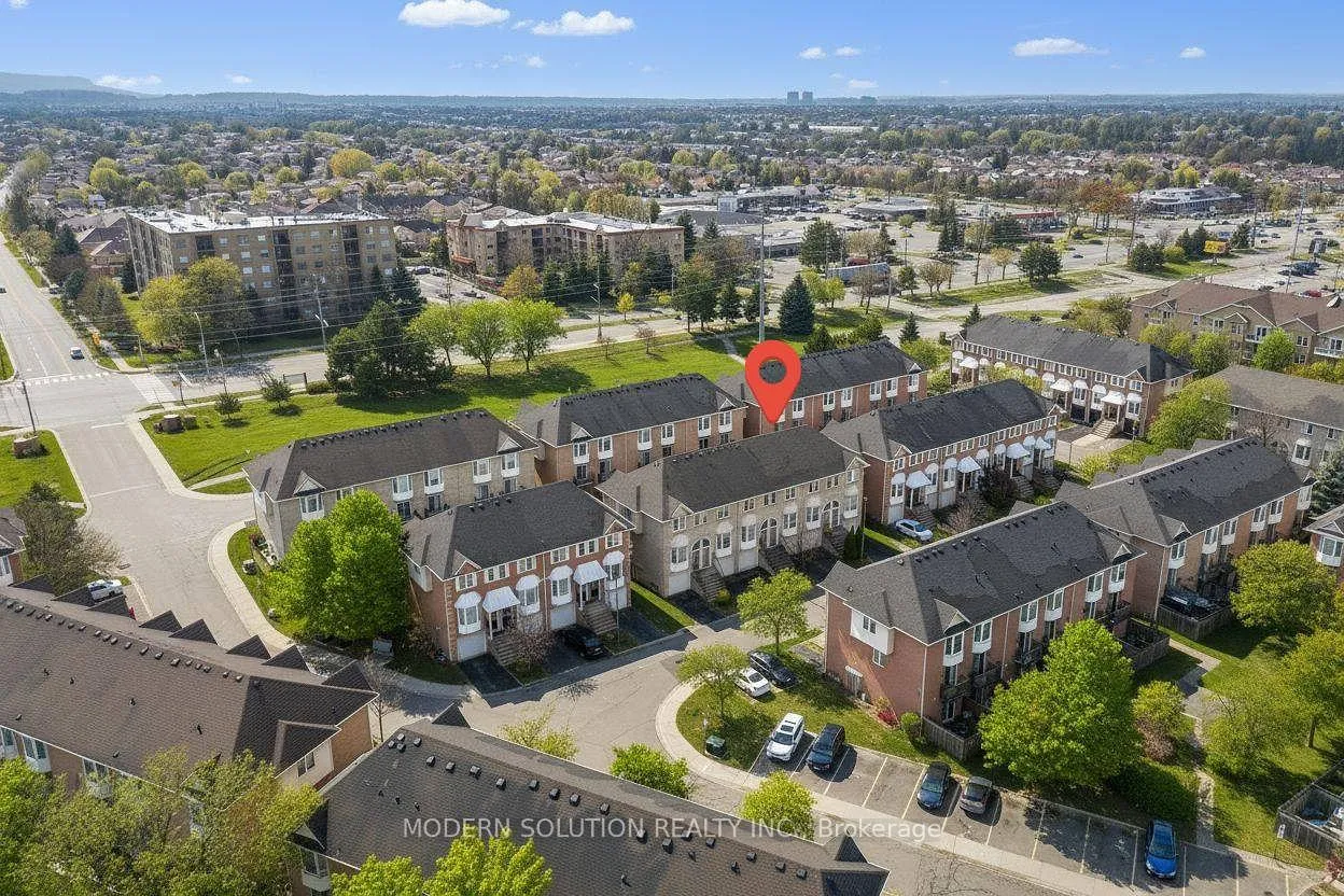 Photo 34 of Unit 29, 3480 Upper Middle Road, Burlington, Palmer — HOMEH