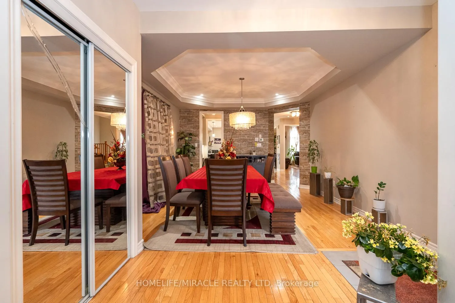 Photo 7 of 547 Wansbrough Way, Shelburne — HOMEH
