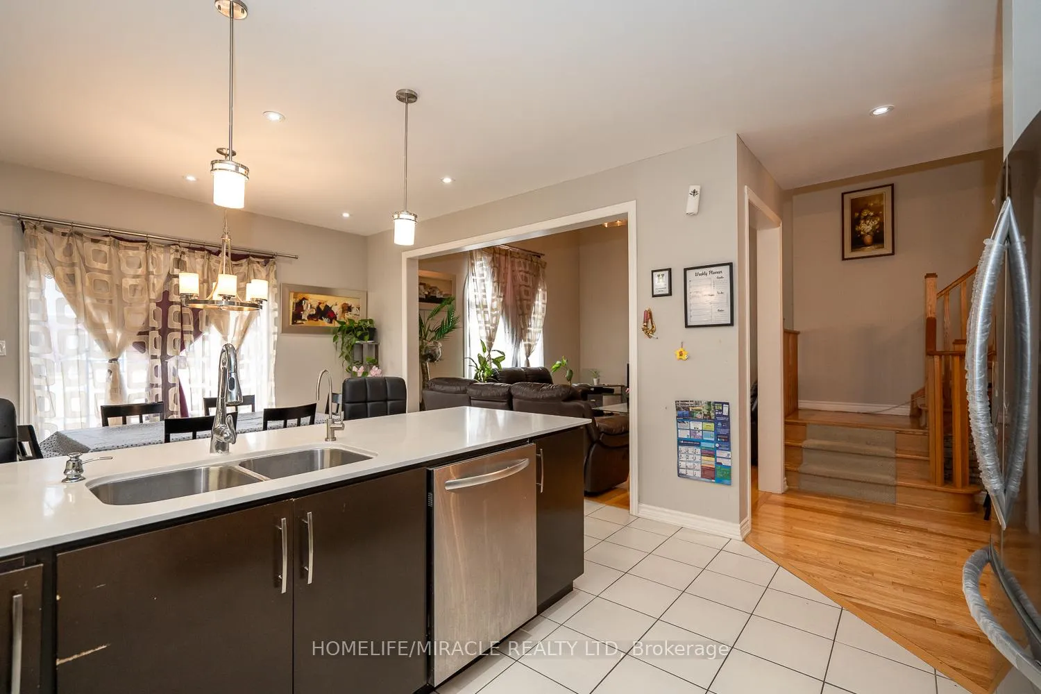 Photo 10 of 547 Wansbrough Way, Shelburne — HOMEH