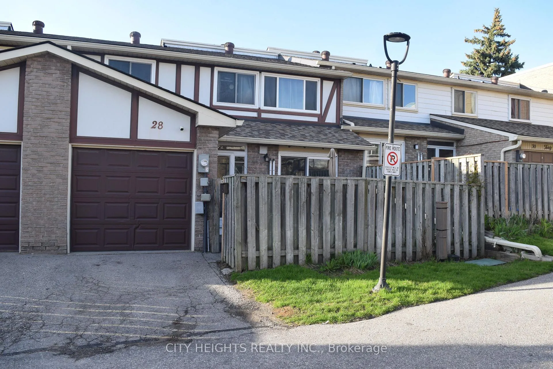 Front of 28 Crest Fern Way