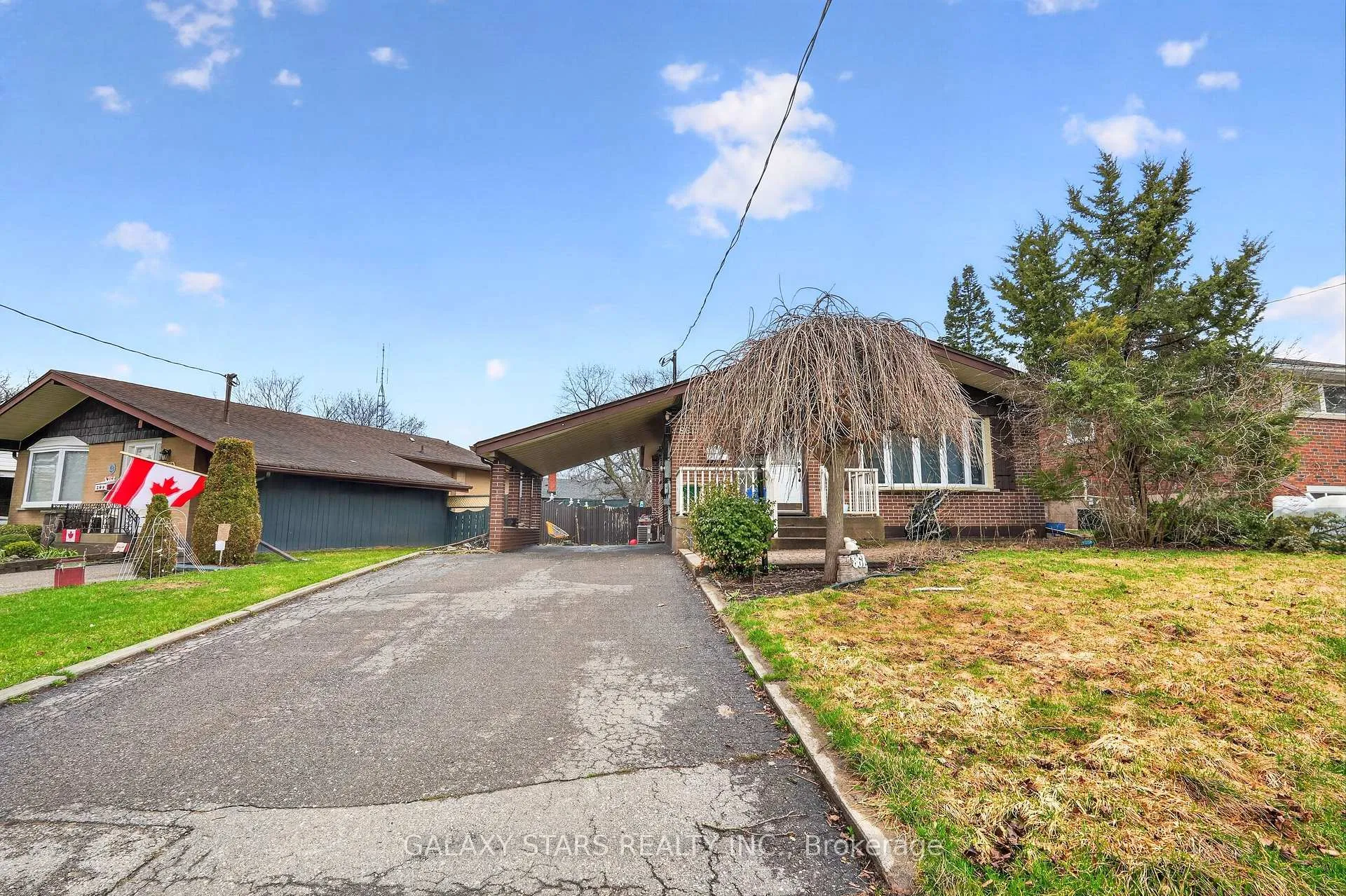 Photo 2 of 861 Florell Drive, Oshawa, Donevan — HOMEH