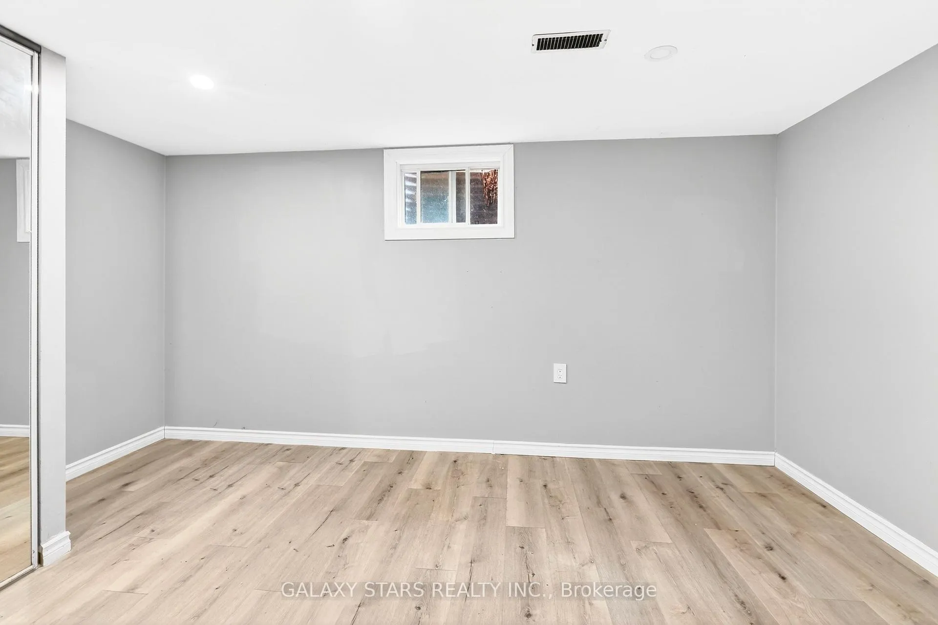 Photo 15 of 861 Florell Drive, Oshawa, Donevan — HOMEH