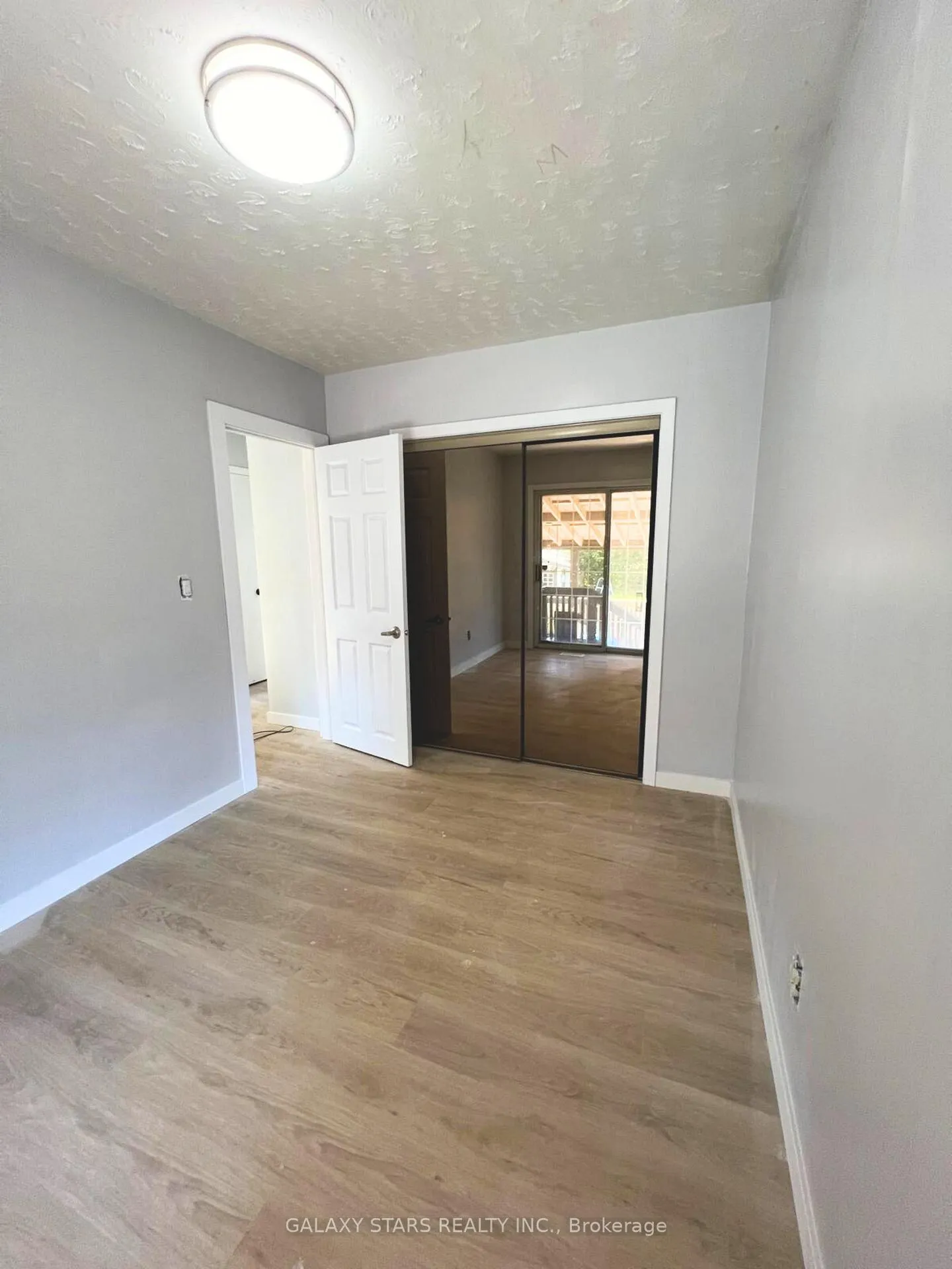 Photo 31 of 861 Florell Drive, Oshawa, Donevan — HOMEH