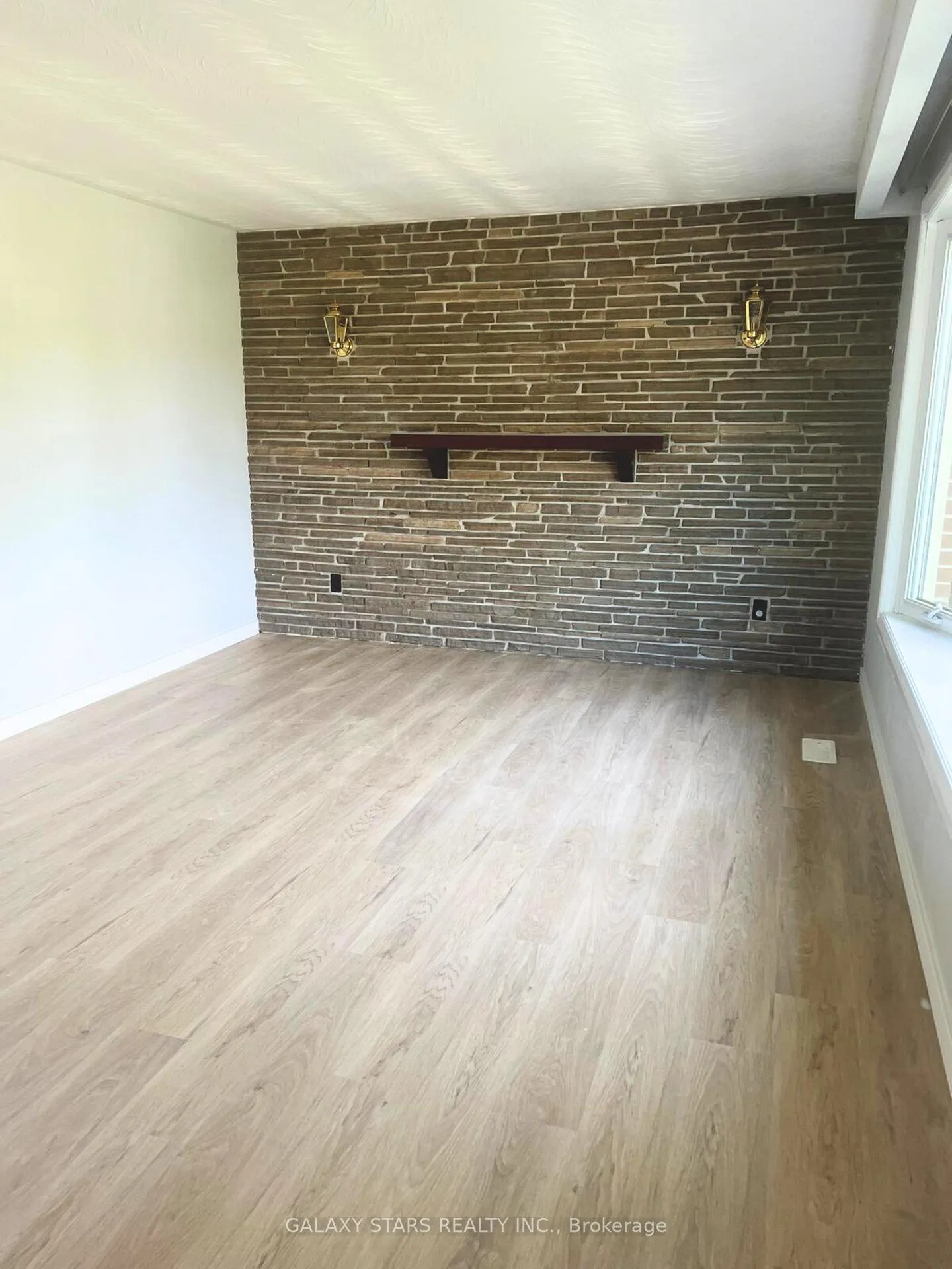 Photo 37 of 861 Florell Drive, Oshawa, Donevan — HOMEH