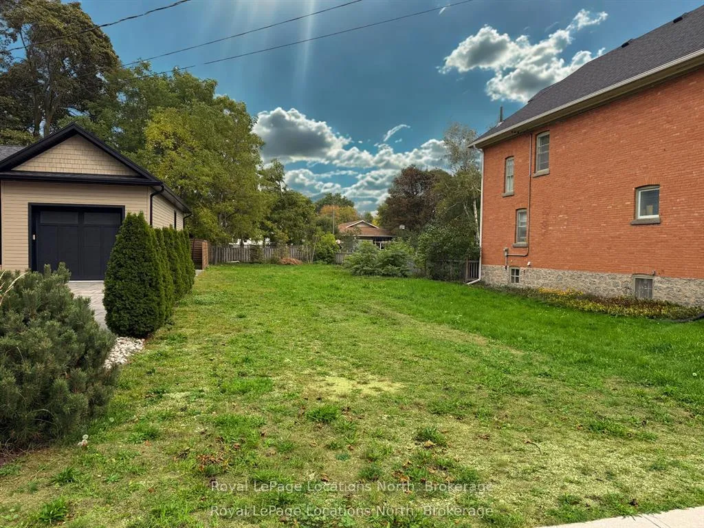 Photo 3 of 299 Beech Street, Collingwood — HOMEH