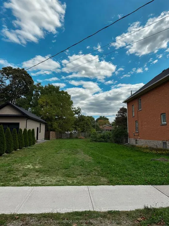 Photo 4 of 299 Beech Street, Collingwood — HOMEH