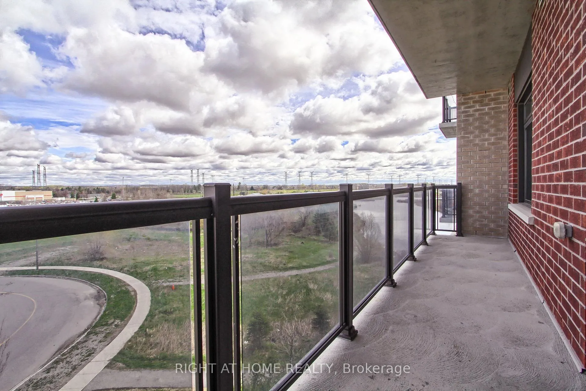 Photo 30 of Unit 422, 39 New Delhi Drive E, Markham, Cedarwood — HOMEH