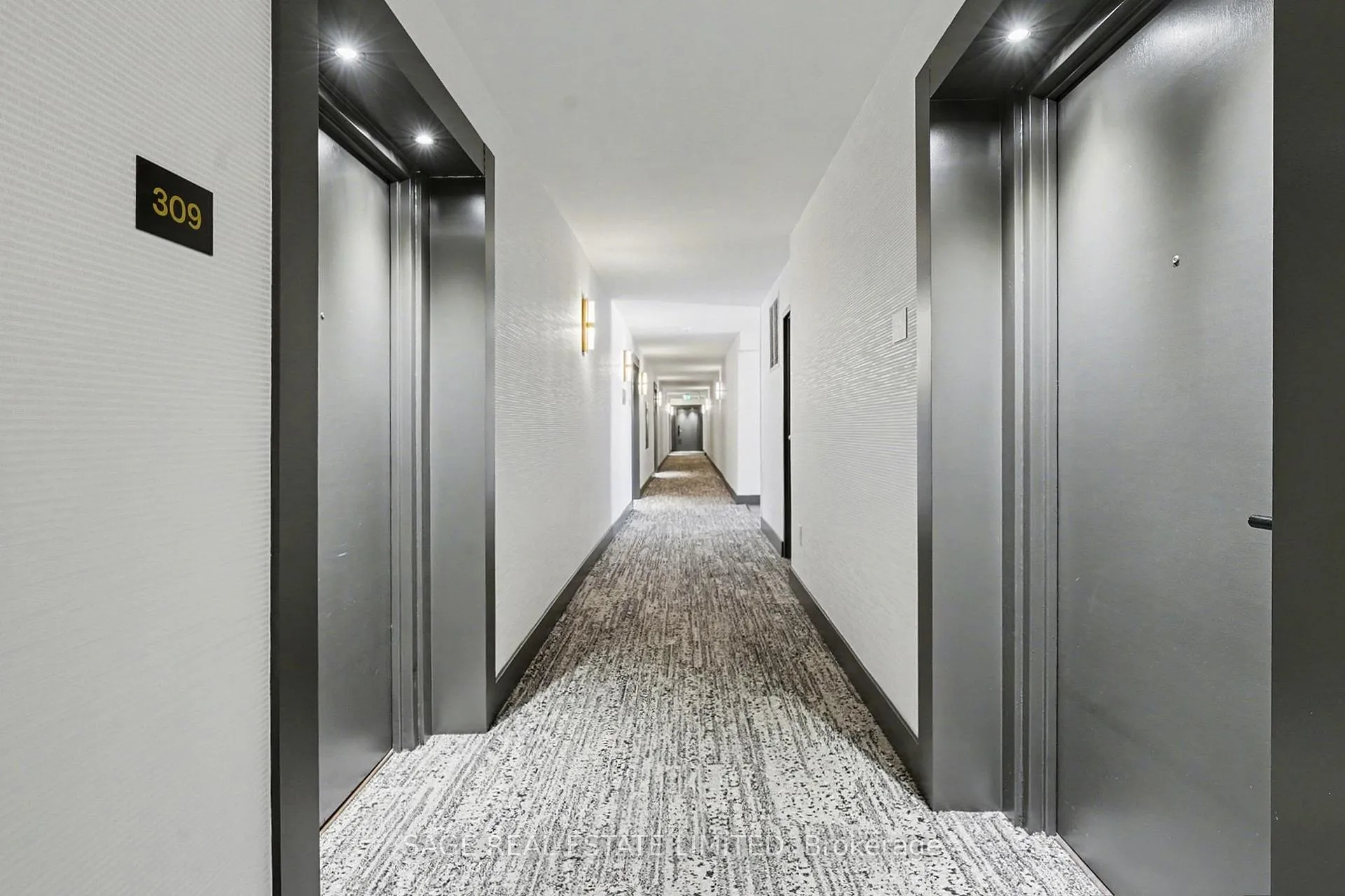 Photo 3 of Unit 309, 185 Robinson Street, Oakville, Old Oakville — HOMEH