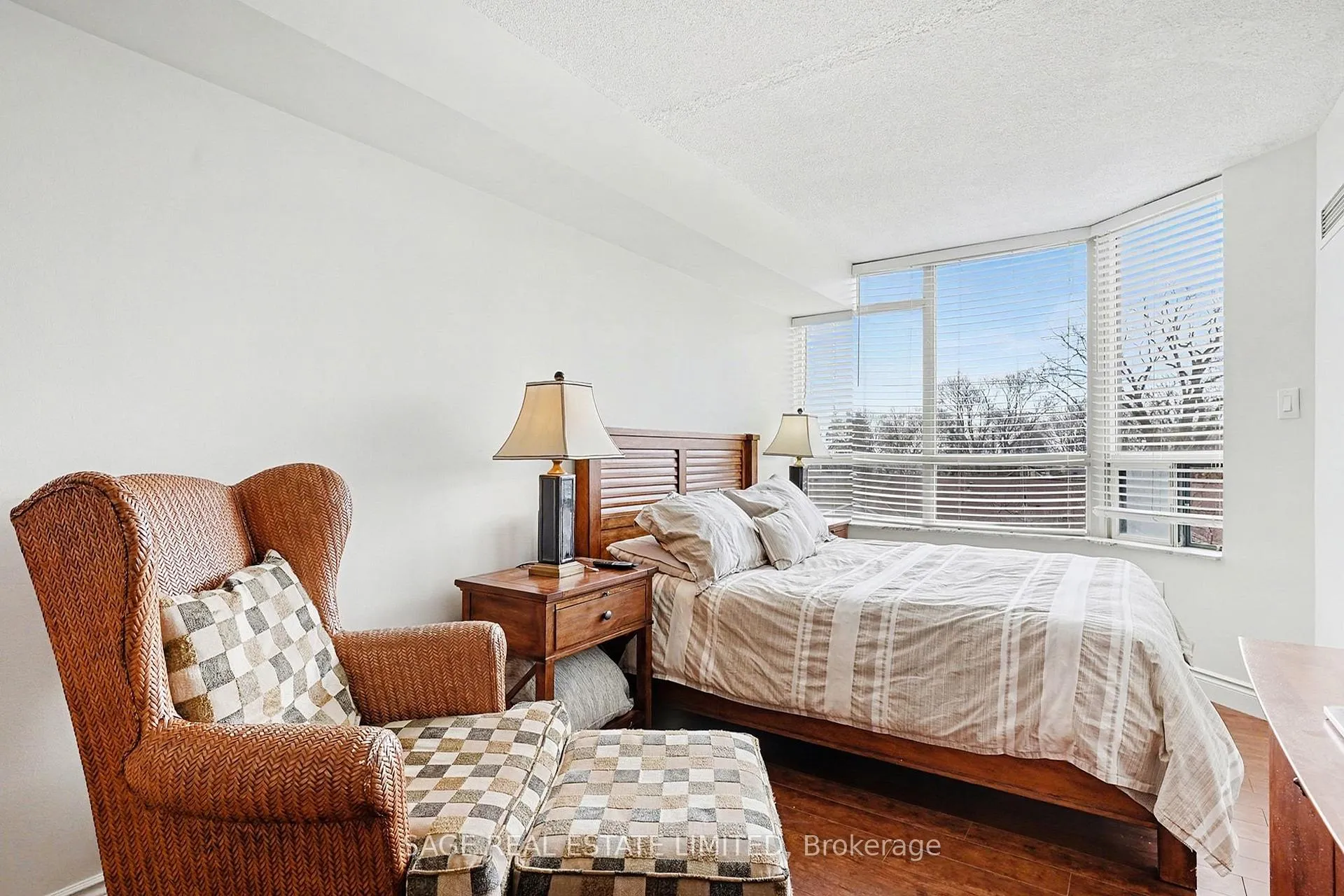 Photo 11 of Unit 309, 185 Robinson Street, Oakville, Old Oakville — HOMEH