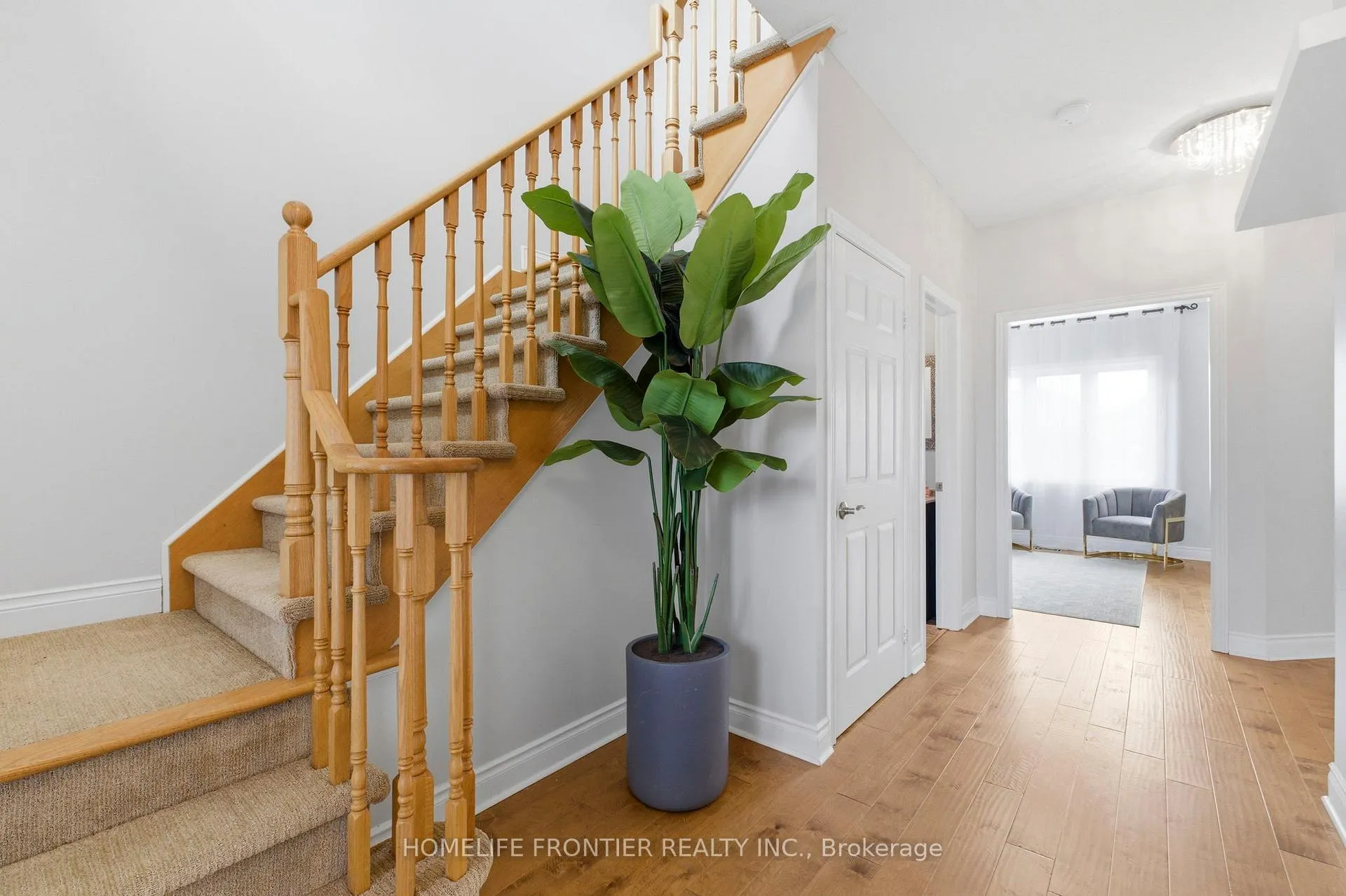 Photo 4 of 25 Shetland Drive, Georgina, Keswick South — HOMEH