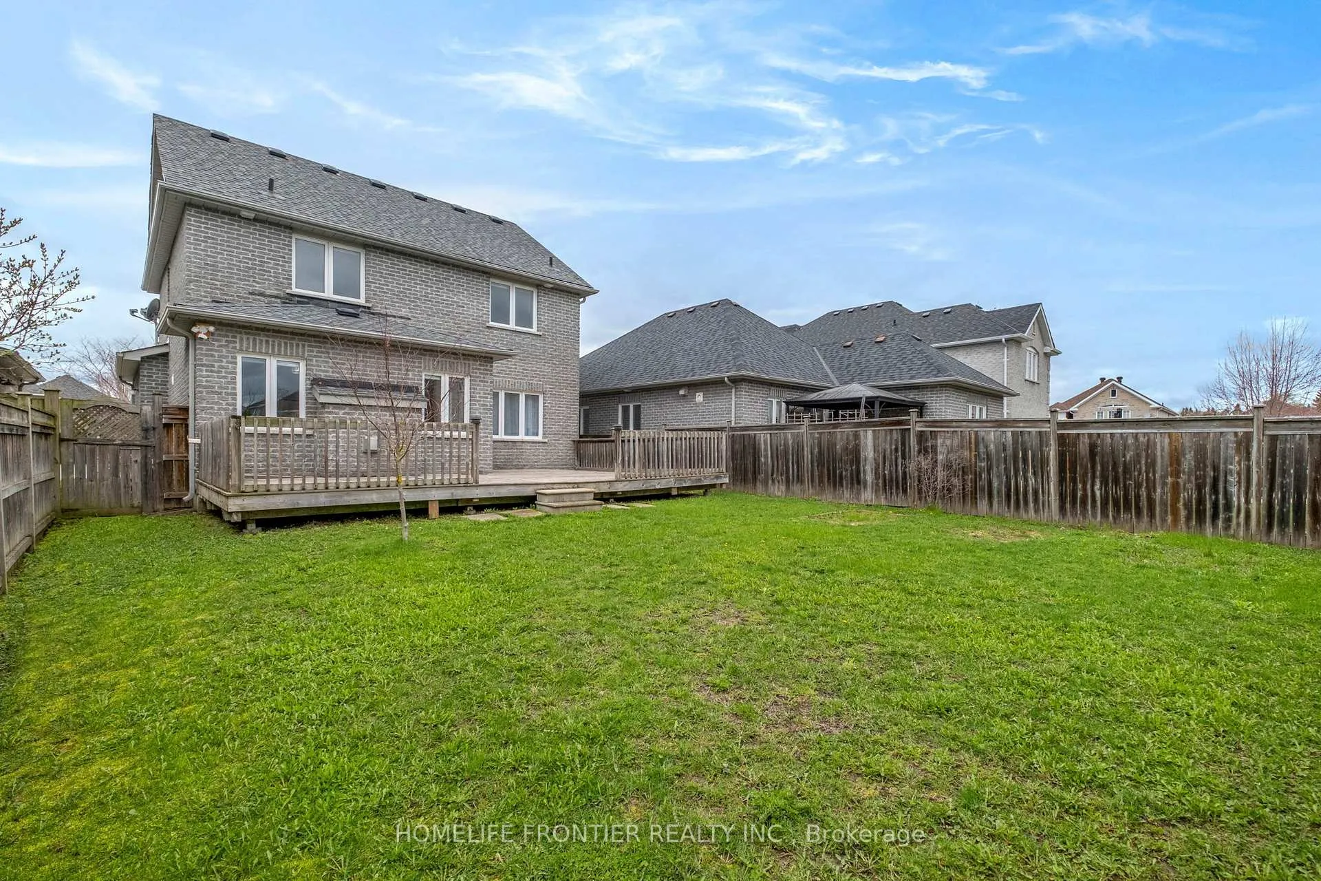 Photo 23 of 25 Shetland Drive, Georgina, Keswick South — HOMEH