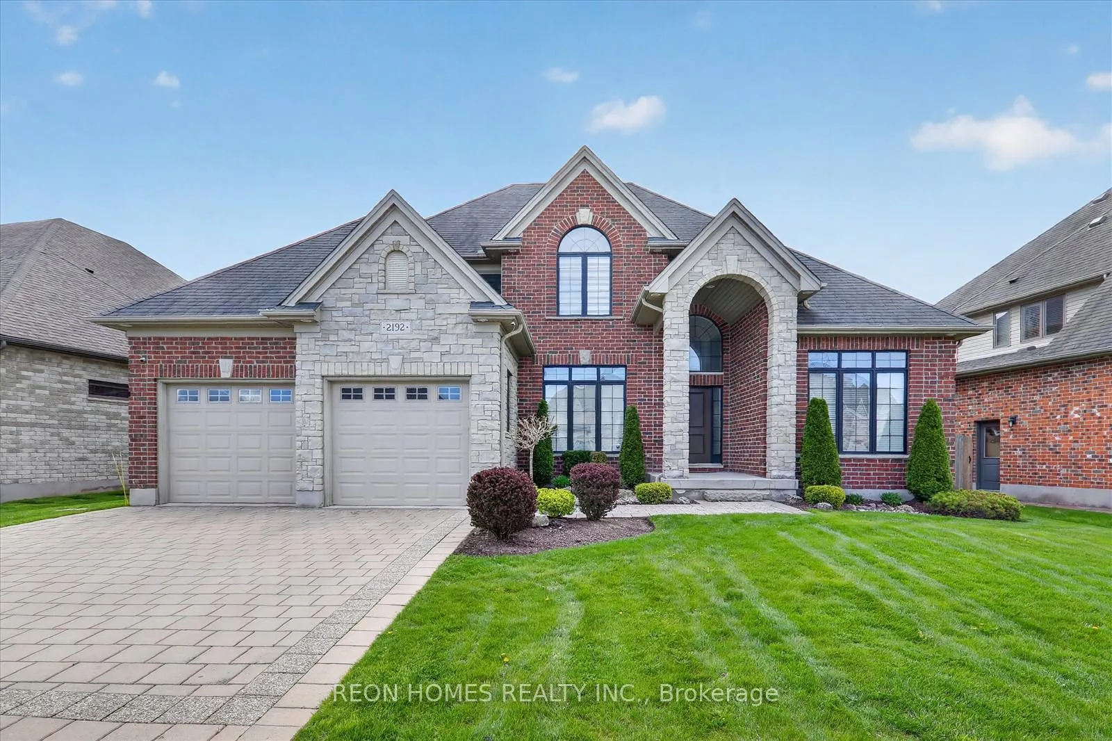 Front of 2192 Callingham Drive