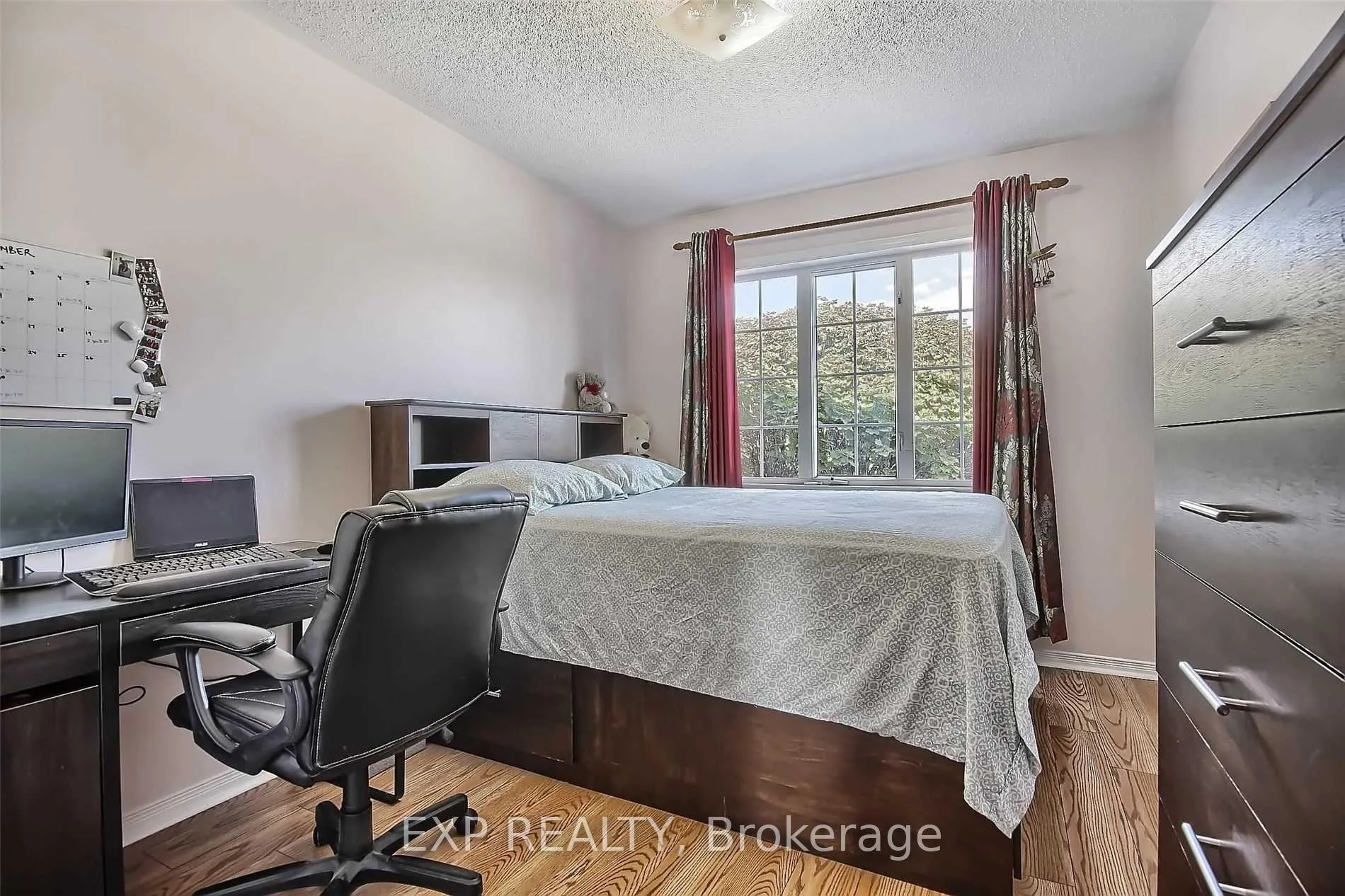 Photo 25 of Unit # UPPER, 35H View Green Crescent, Etobicoke, West Humber-Clairville — HOMEH