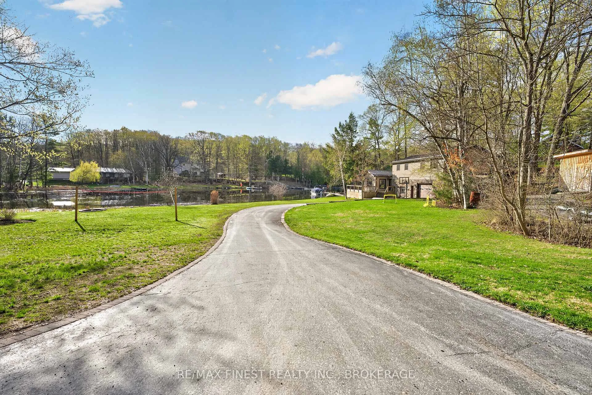 Photo 2 of 2159 Eel Bay Road, Frontenac, Frontenac South — HOMEH