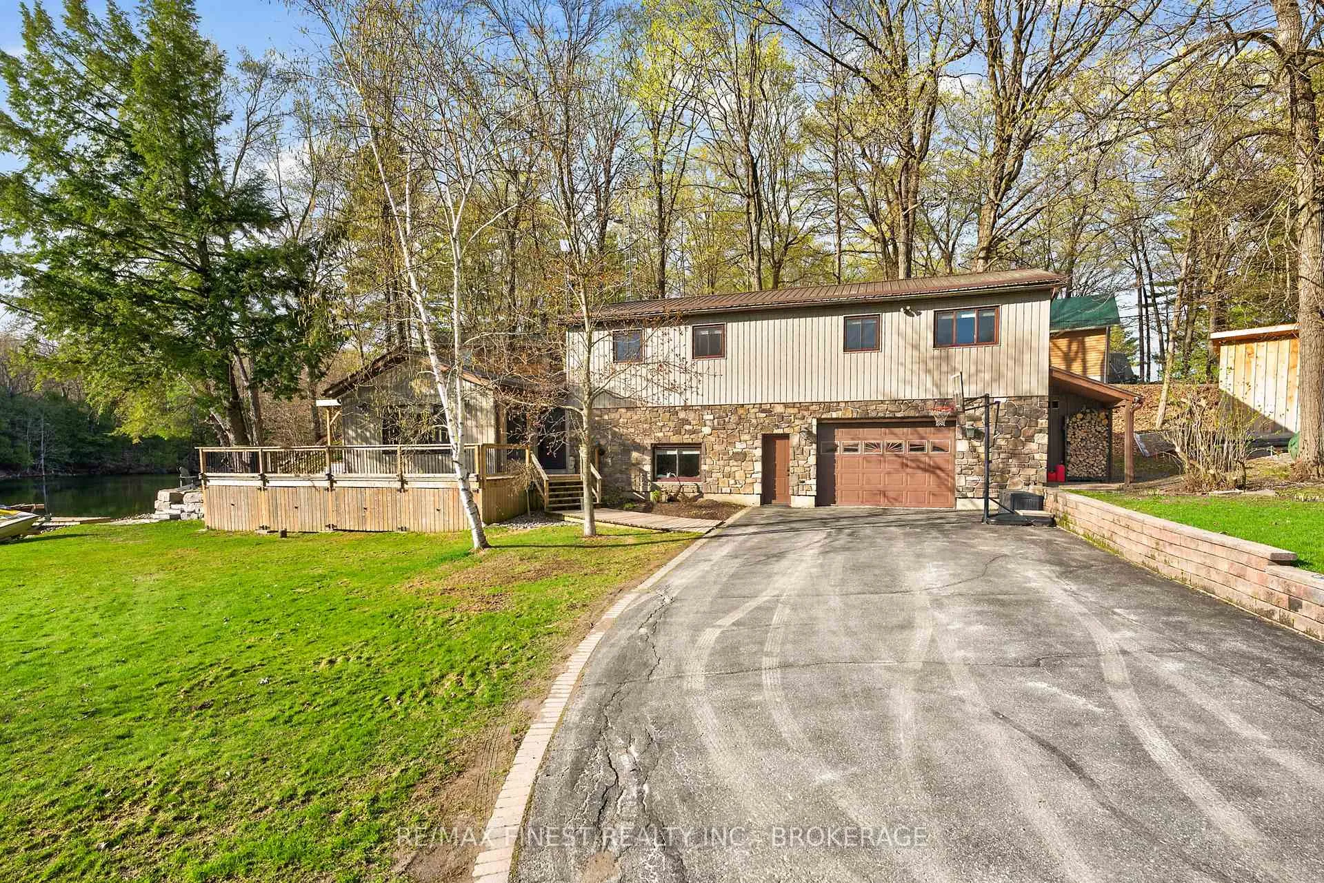 Photo 4 of 2159 Eel Bay Road, Frontenac, Frontenac South — HOMEH