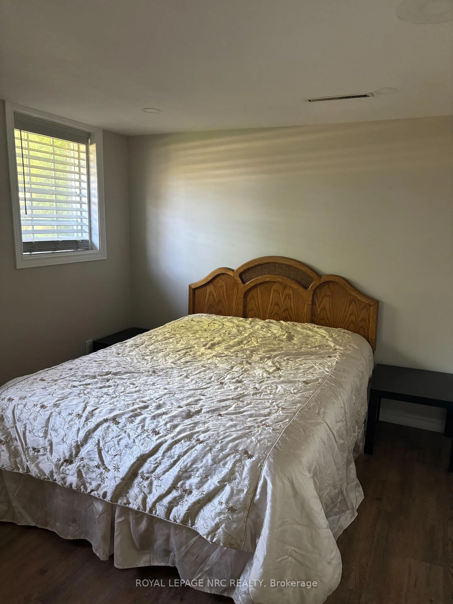 Photo 13 of 38 Manor Road, St. Catharines, Vine/Linwell — HOMEH