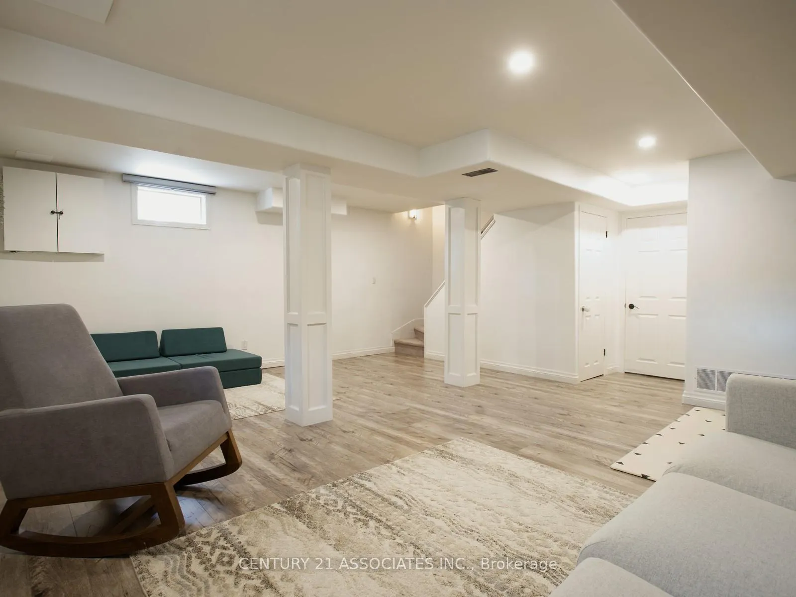 Photo 25 of 77 Thornlodge Drive, Hamilton, Waterdown — HOMEH