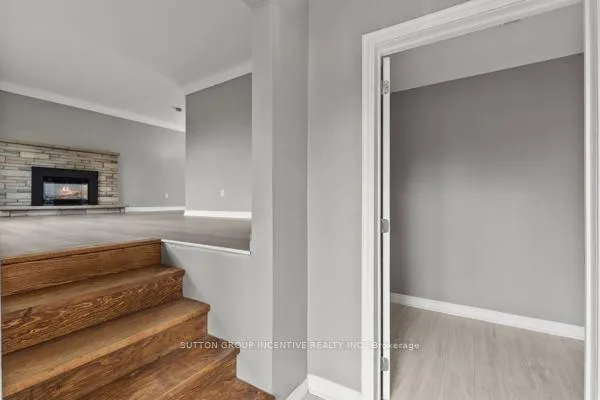 Photo 7 of 2 Hendershot Avenue, Welland, Lincoln/Crowland — HOMEH