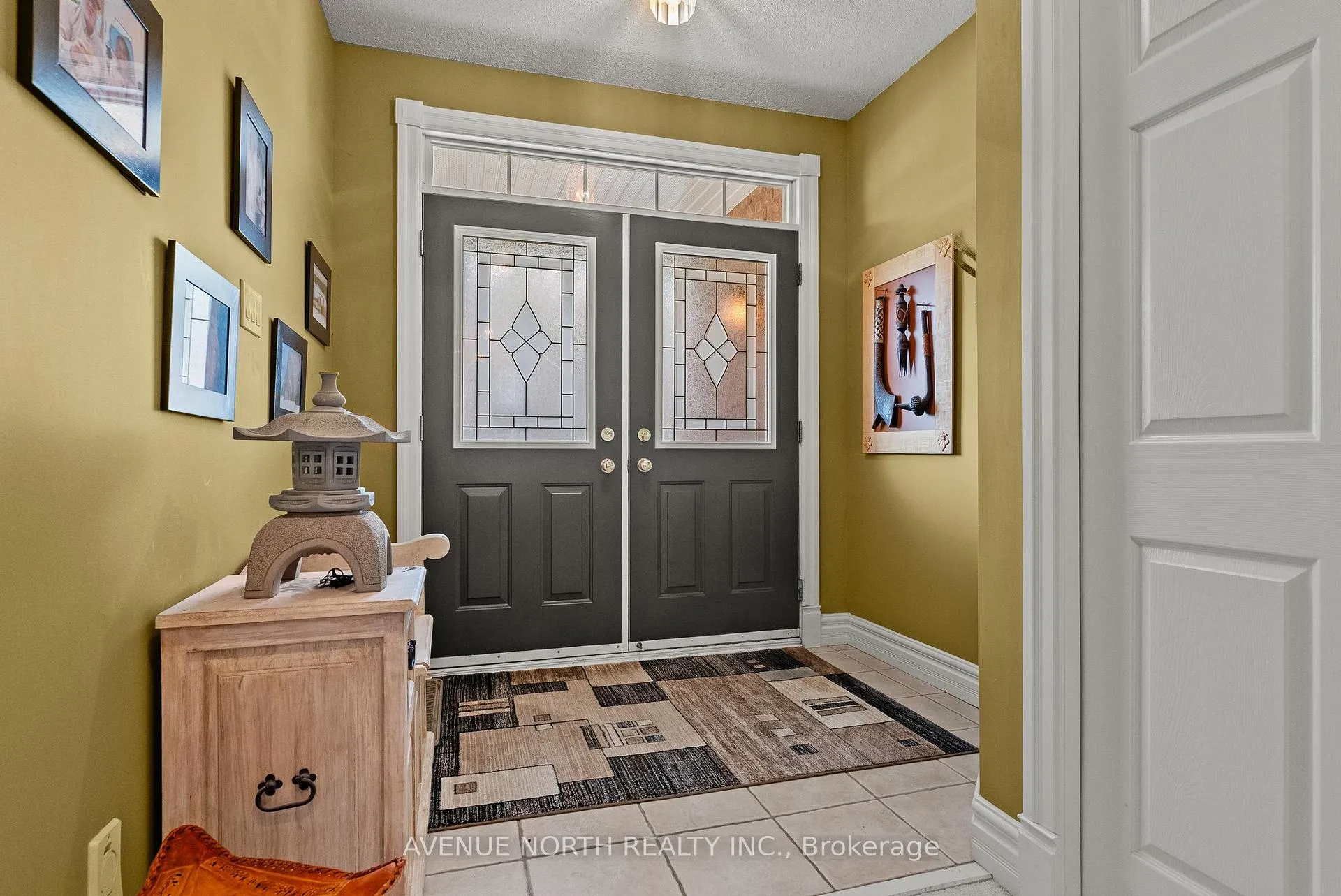 Photo 3 of 68 Maple Stand Way, Ottawa, Barrhaven East — HOMEH
