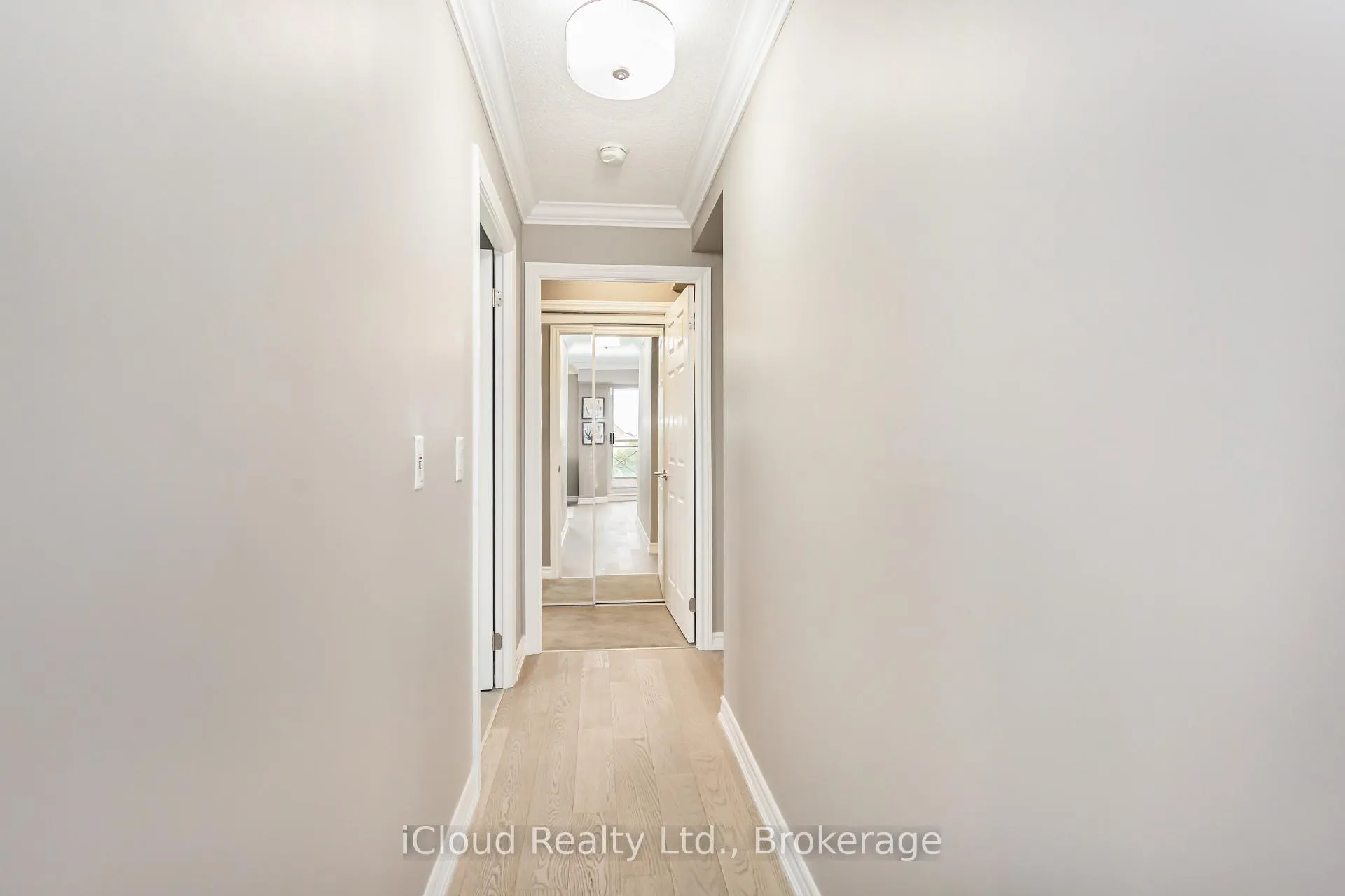 Photo 11 of Unit 403, 2391 Central Park Drive, Oakville, River Oaks — HOMEH