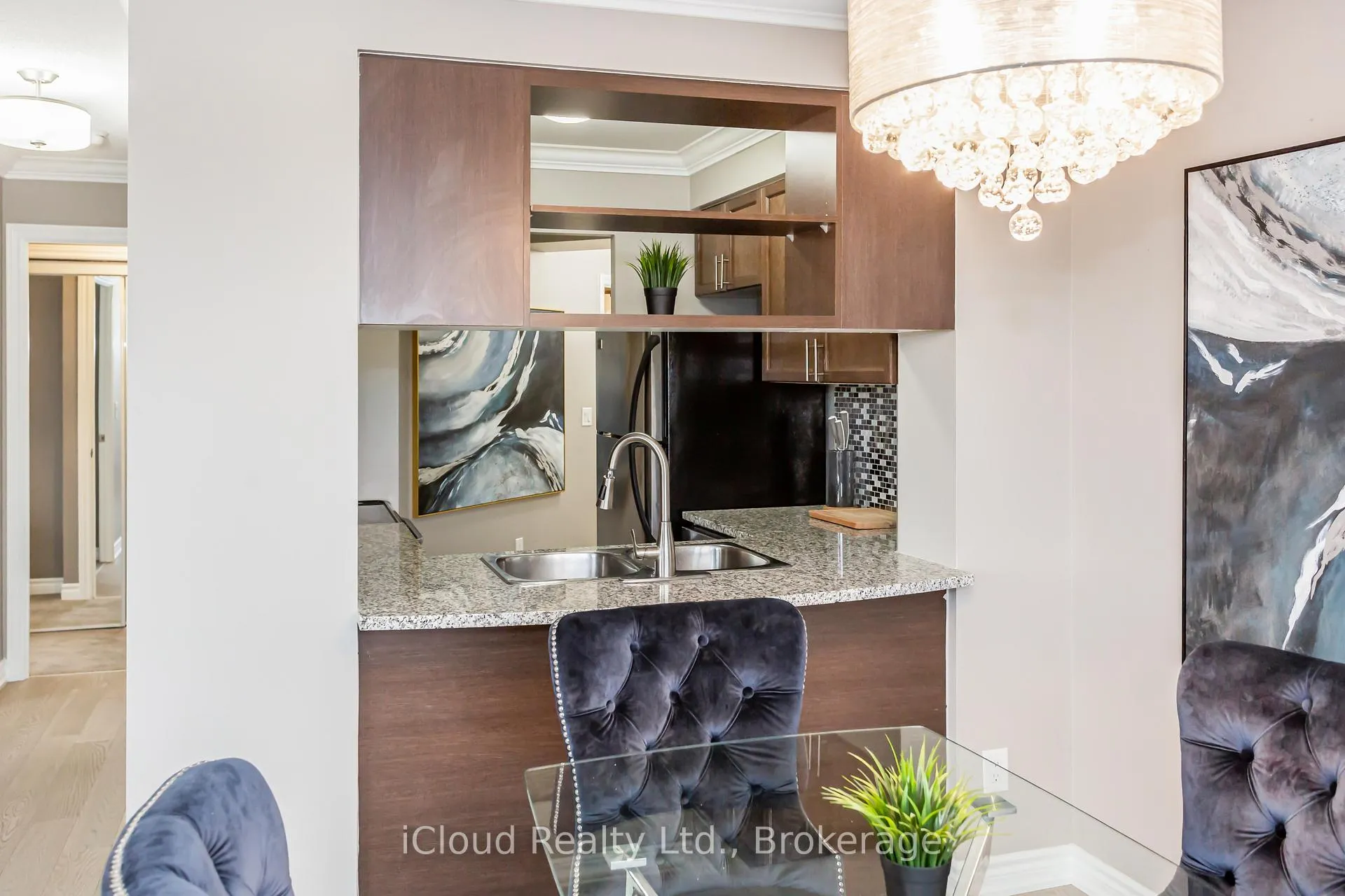 Photo 21 of Unit 403, 2391 Central Park Drive, Oakville, River Oaks — HOMEH