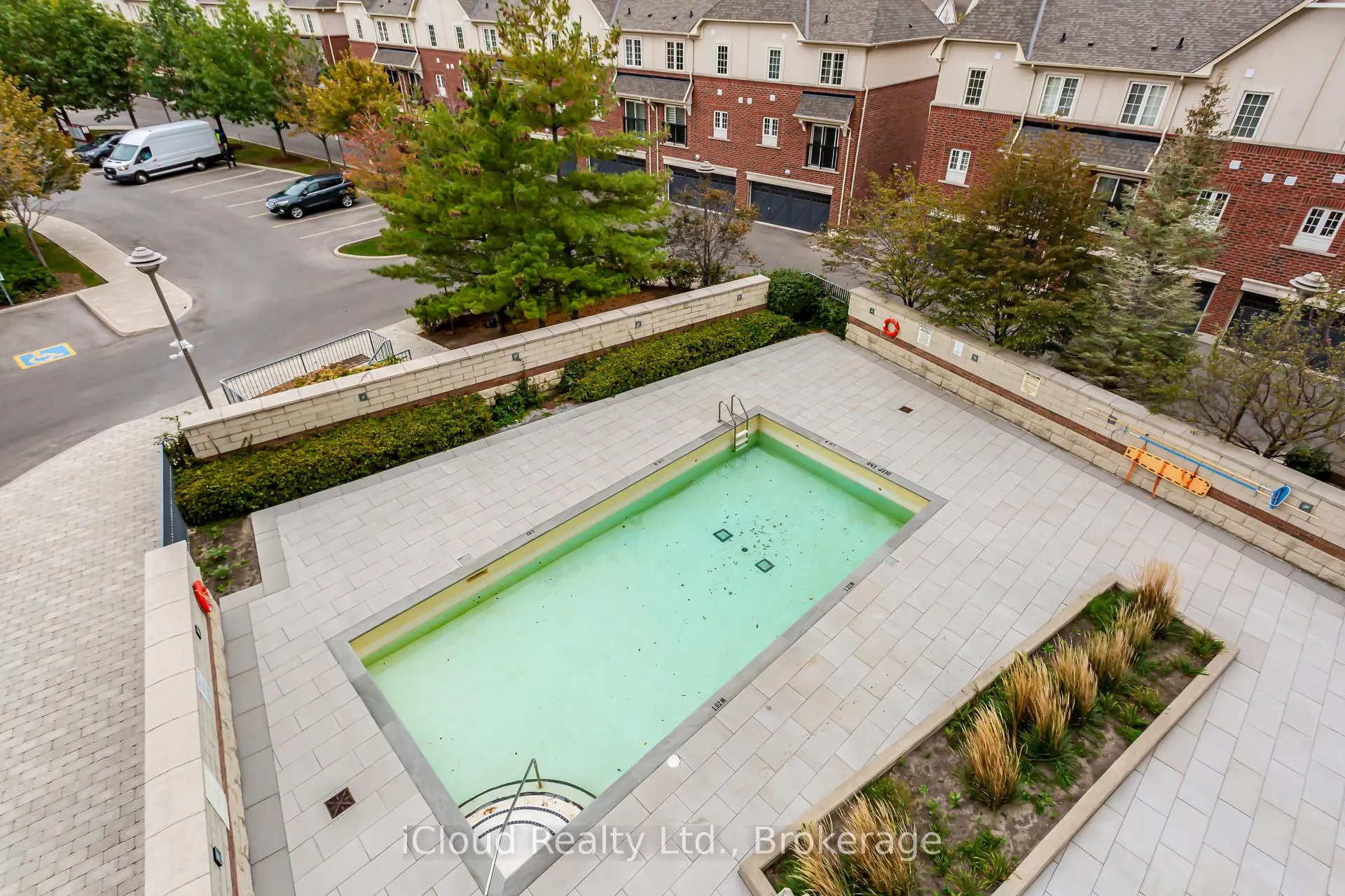 Photo 41 of Unit 403, 2391 Central Park Drive, Oakville, River Oaks — HOMEH