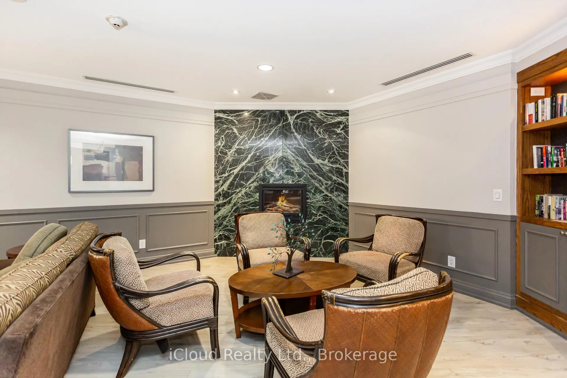Photo 45 of Unit 403, 2391 Central Park Drive, Oakville, River Oaks — HOMEH