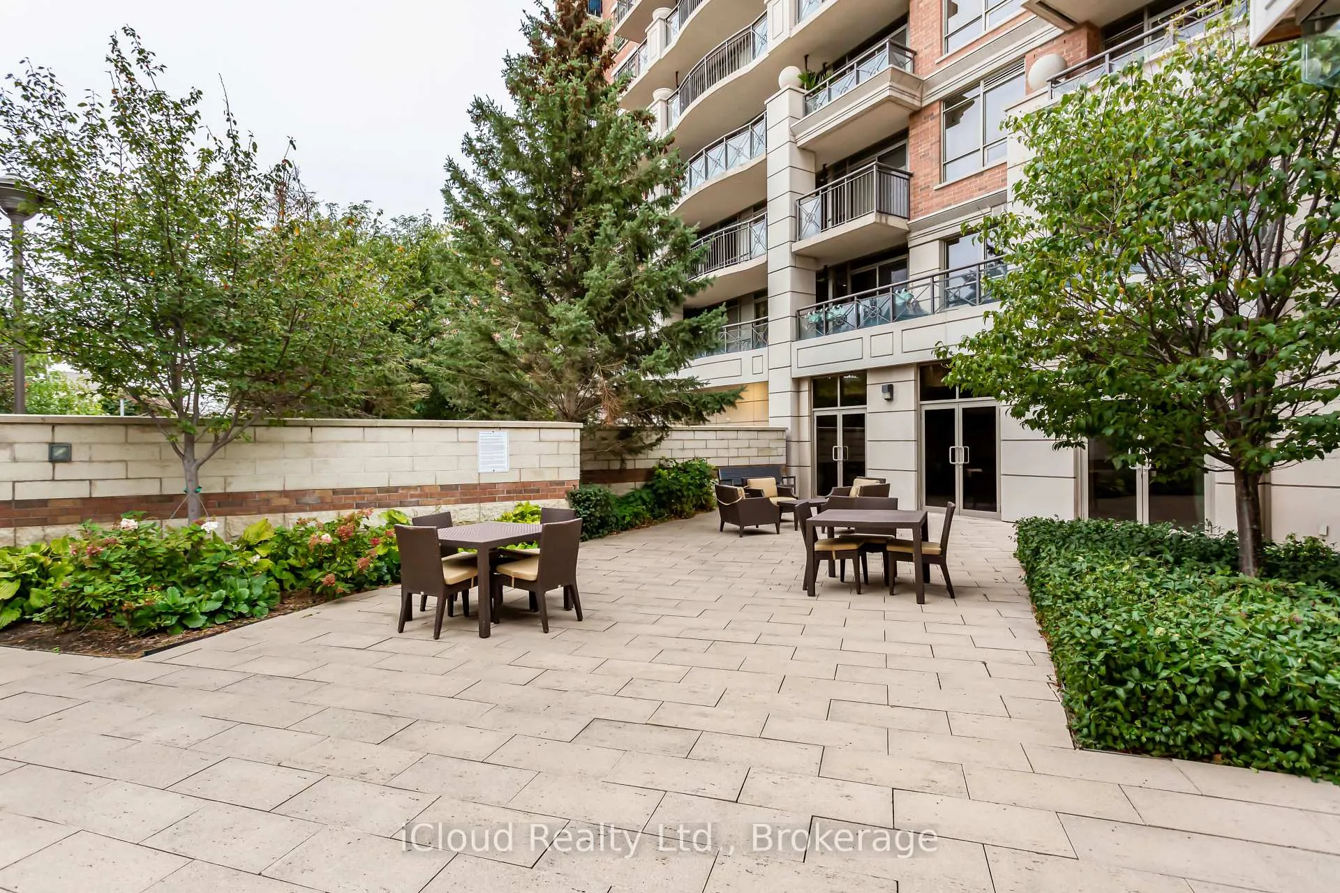 Photo 48 of Unit 403, 2391 Central Park Drive, Oakville, River Oaks — HOMEH