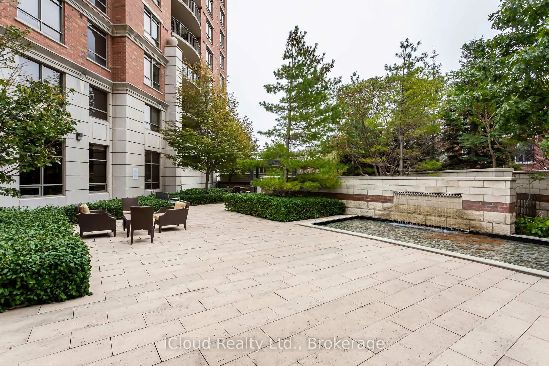Photo 49 of Unit 403, 2391 Central Park Drive, Oakville, River Oaks — HOMEH
