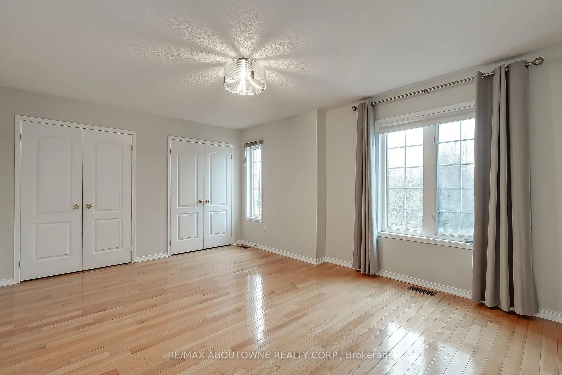 Photo 28 of Unit 20, 1290 Heritage Way, Oakville, Glen Abbey — HOMEH