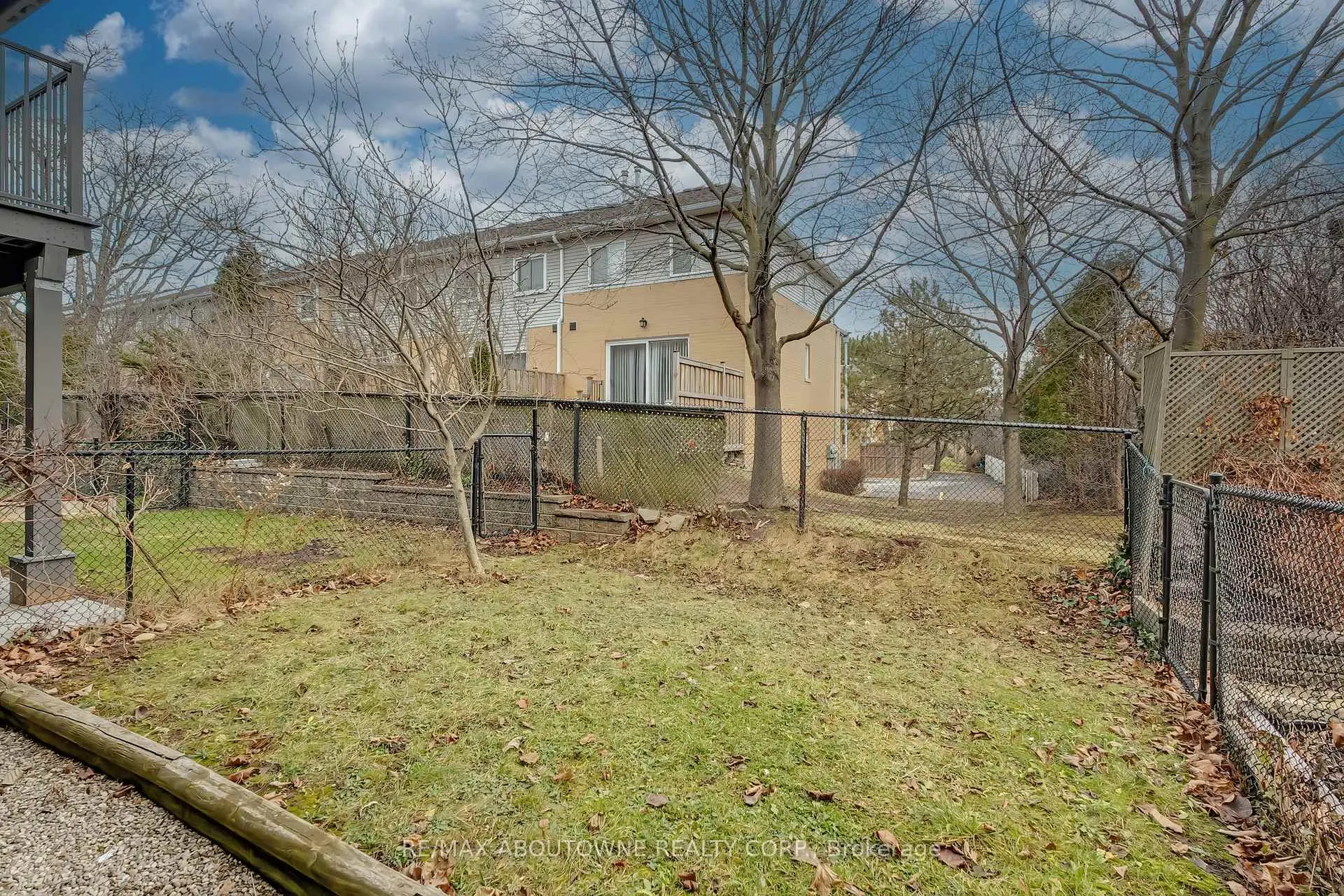 Photo 46 of Unit 20, 1290 Heritage Way, Oakville, Glen Abbey — HOMEH