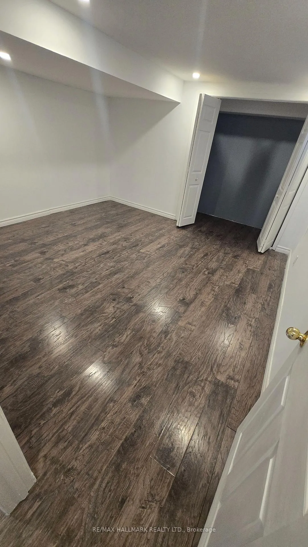 Photo 26 of Unit Lower Level, 40 Brookmill Drive, Vaughan, Brownridge — HOMEH