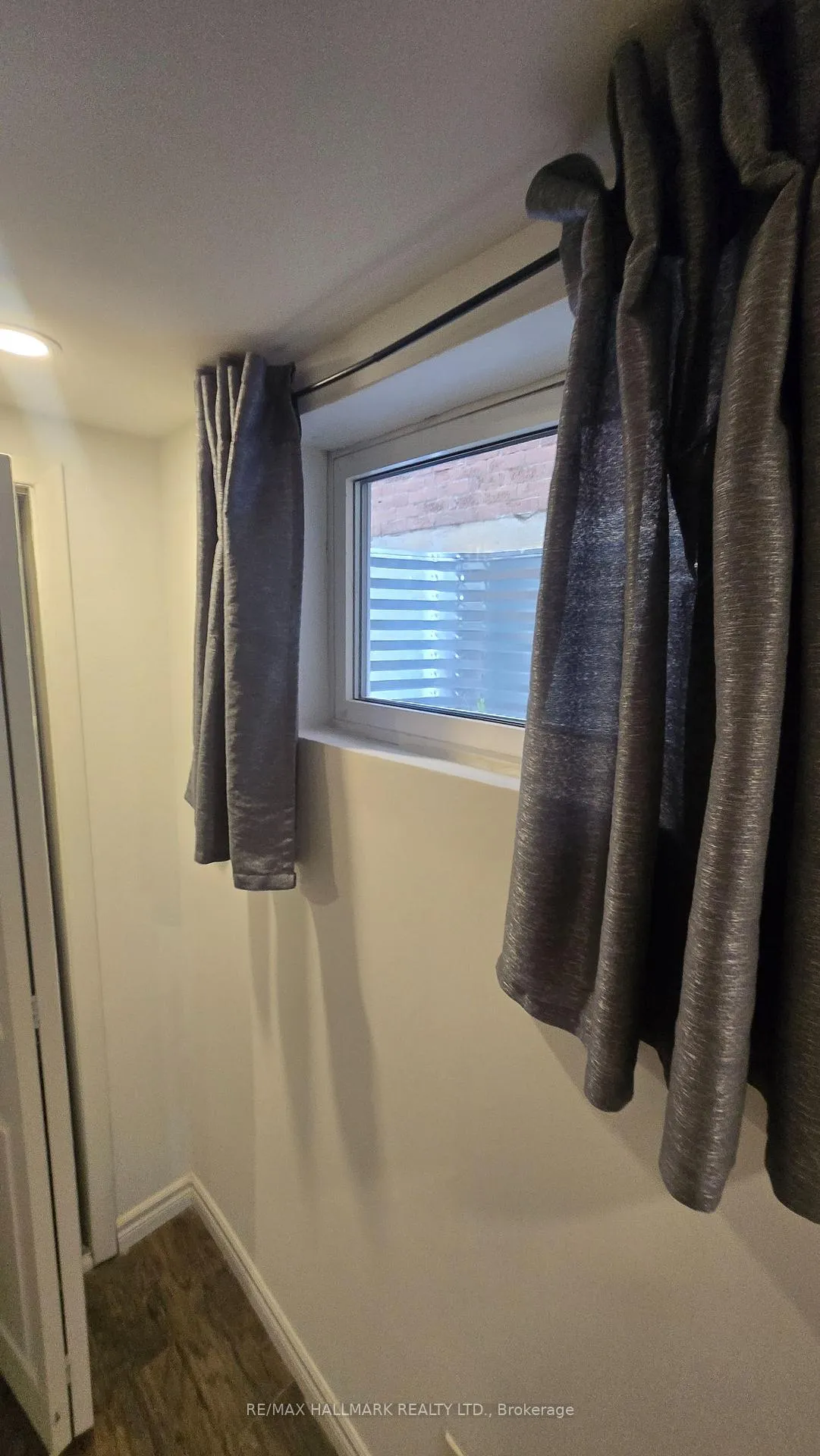 Photo 30 of Unit Lower Level, 40 Brookmill Drive, Vaughan, Brownridge — HOMEH
