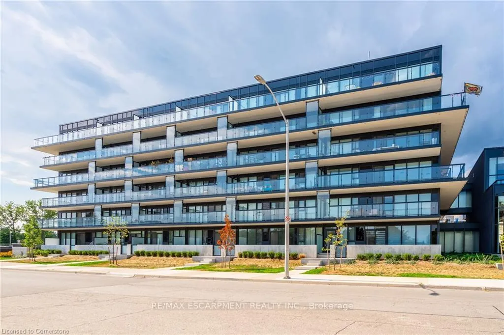 Photo of Unit A305, 1117 Cooke Boulevard