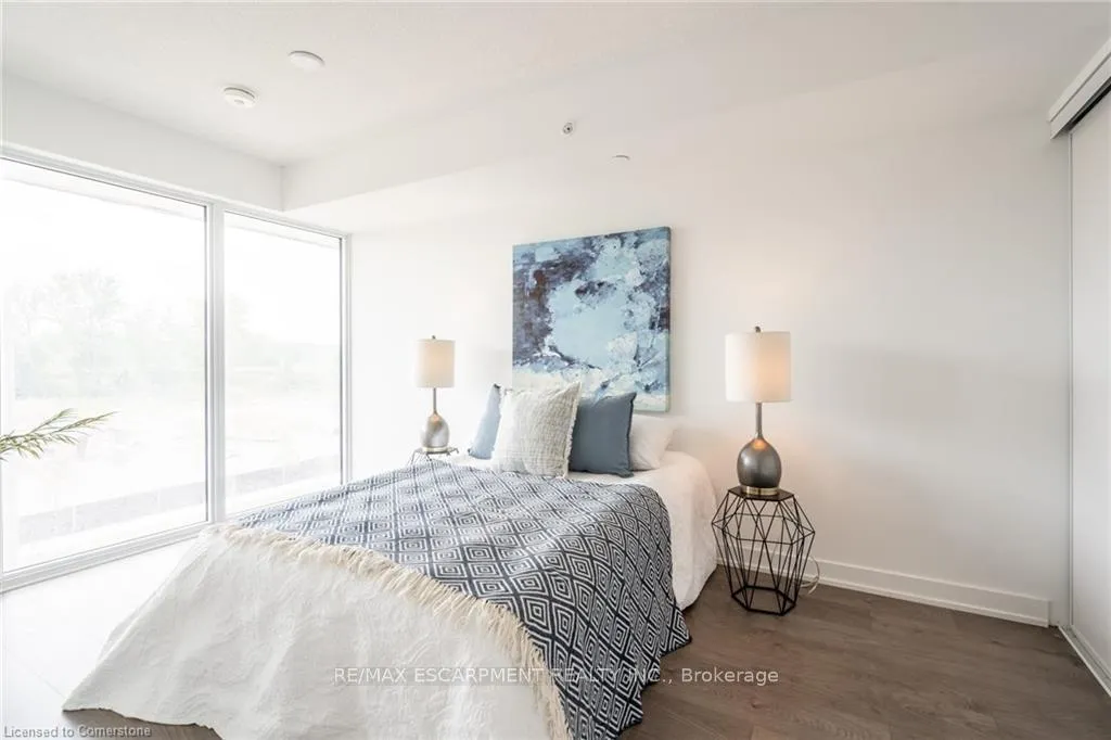 Photo 14 of Unit A305, 1117 Cooke Boulevard, Burlington, LaSalle — HOMEH