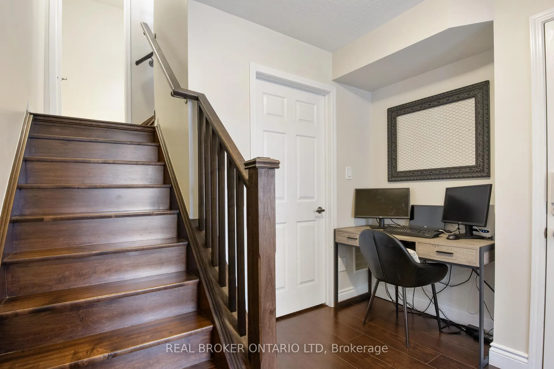 Photo 5 of Unit 34, 100 Baycliffe Crescent, Brampton, Northwest Brampton — HOMEH