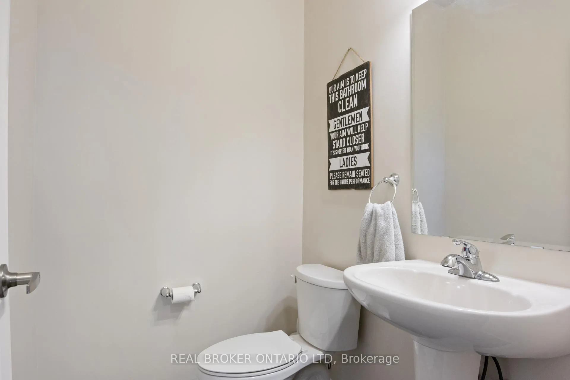 Photo 6 of Unit 34, 100 Baycliffe Crescent, Brampton, Northwest Brampton — HOMEH