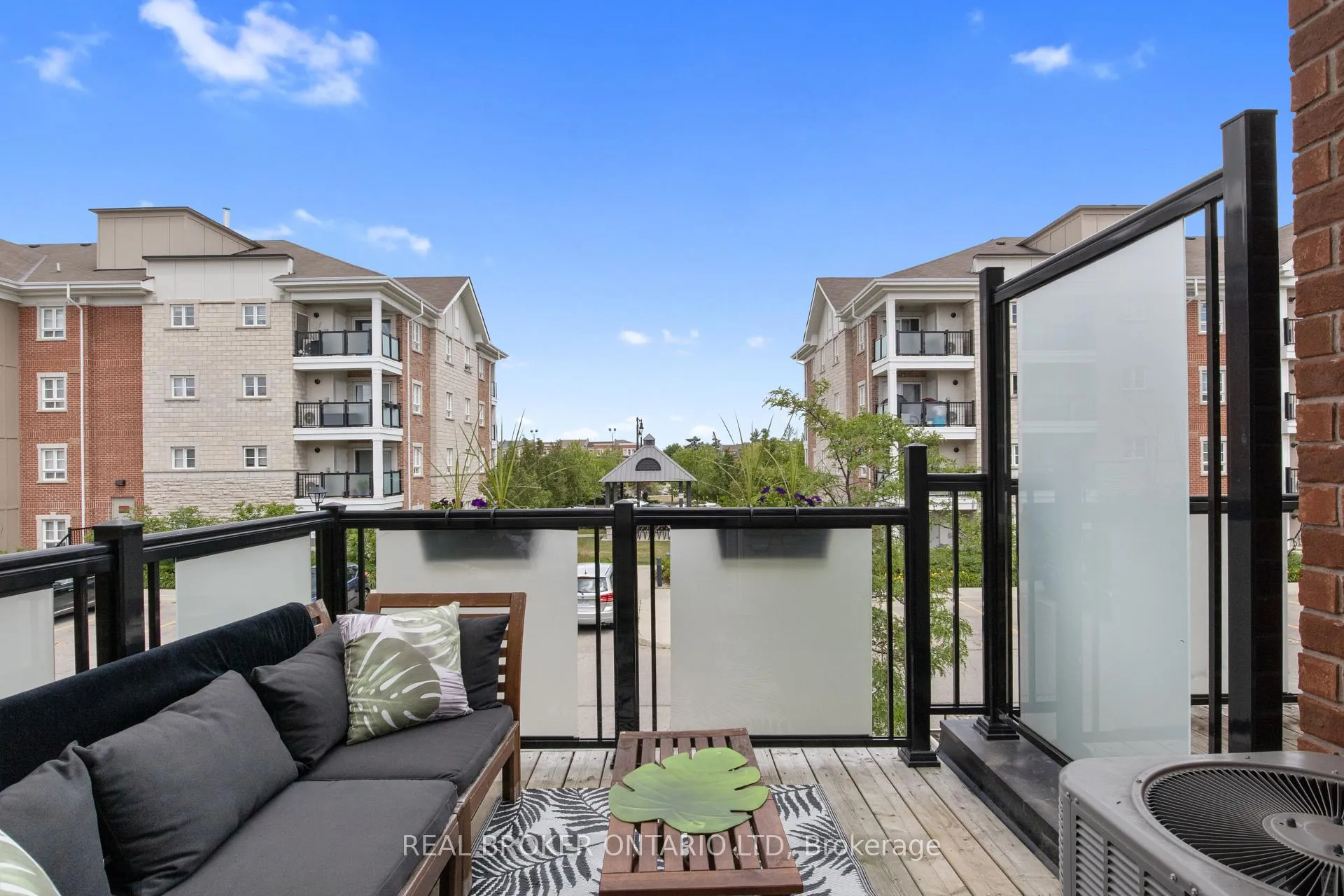 Photo 16 of Unit 34, 100 Baycliffe Crescent, Brampton, Northwest Brampton — HOMEH