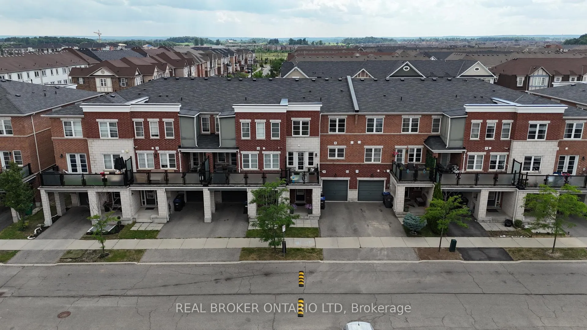 Photo 27 of Unit 34, 100 Baycliffe Crescent, Brampton, Northwest Brampton — HOMEH