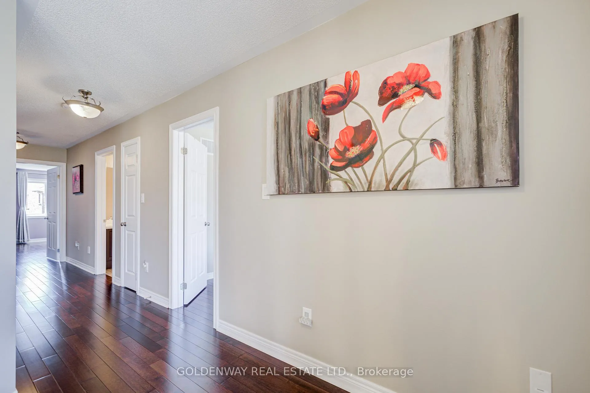 Photo 21 of 9 Duke Of Cornwall Drive, Markham, Victoria Square — HOMEH