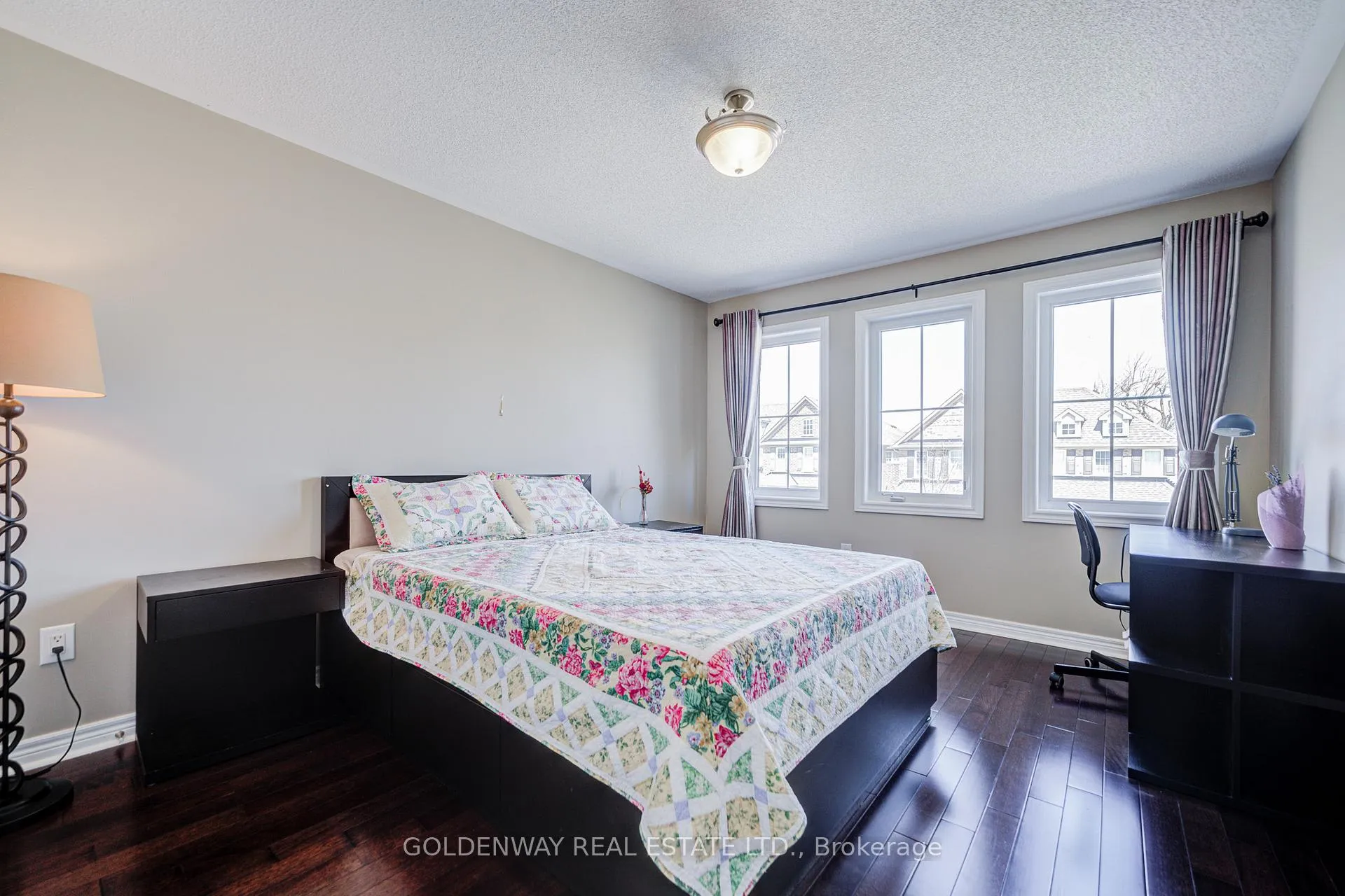 Photo 23 of 9 Duke Of Cornwall Drive, Markham, Victoria Square — HOMEH