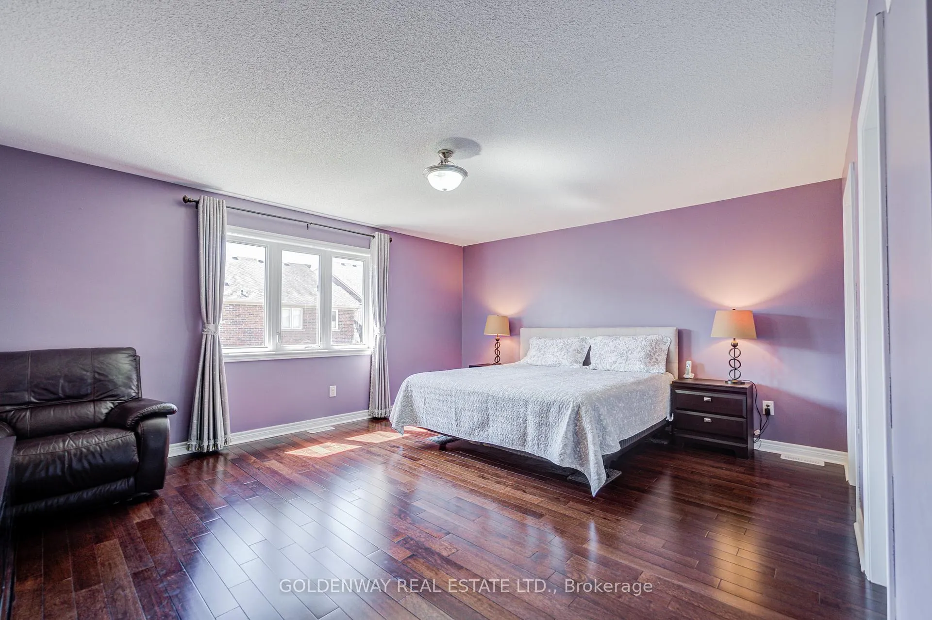 Photo 32 of 9 Duke Of Cornwall Drive, Markham, Victoria Square — HOMEH