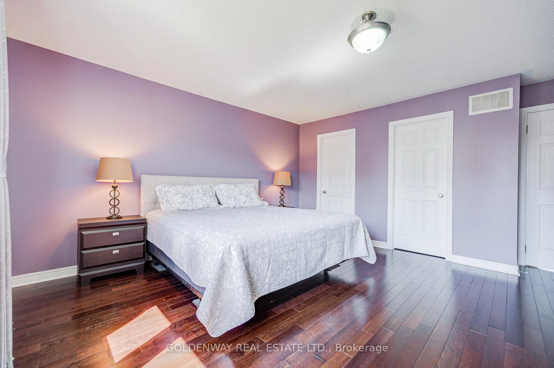 Photo 34 of 9 Duke Of Cornwall Drive, Markham, Victoria Square — HOMEH