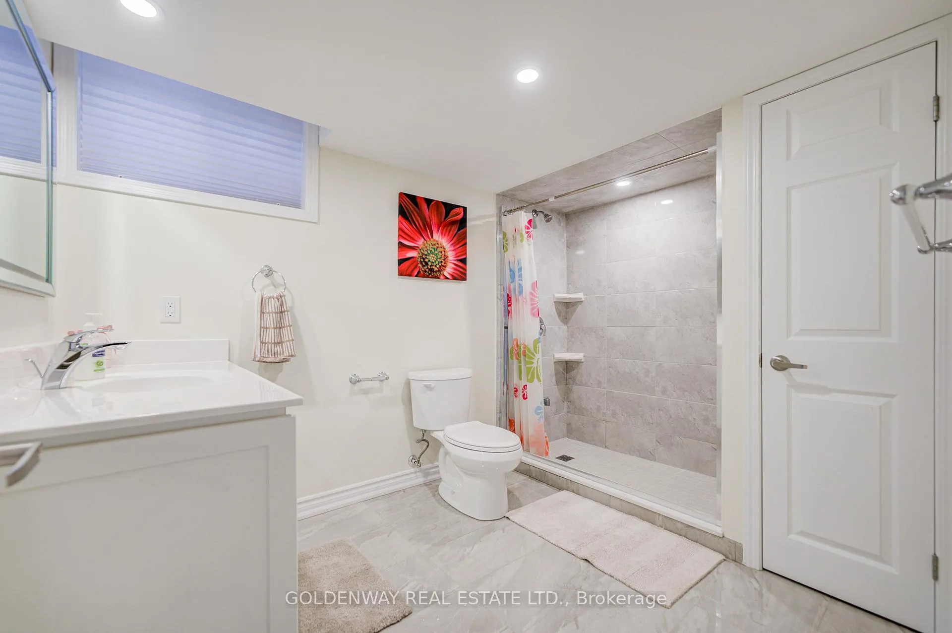 Photo 45 of 9 Duke Of Cornwall Drive, Markham, Victoria Square — HOMEH