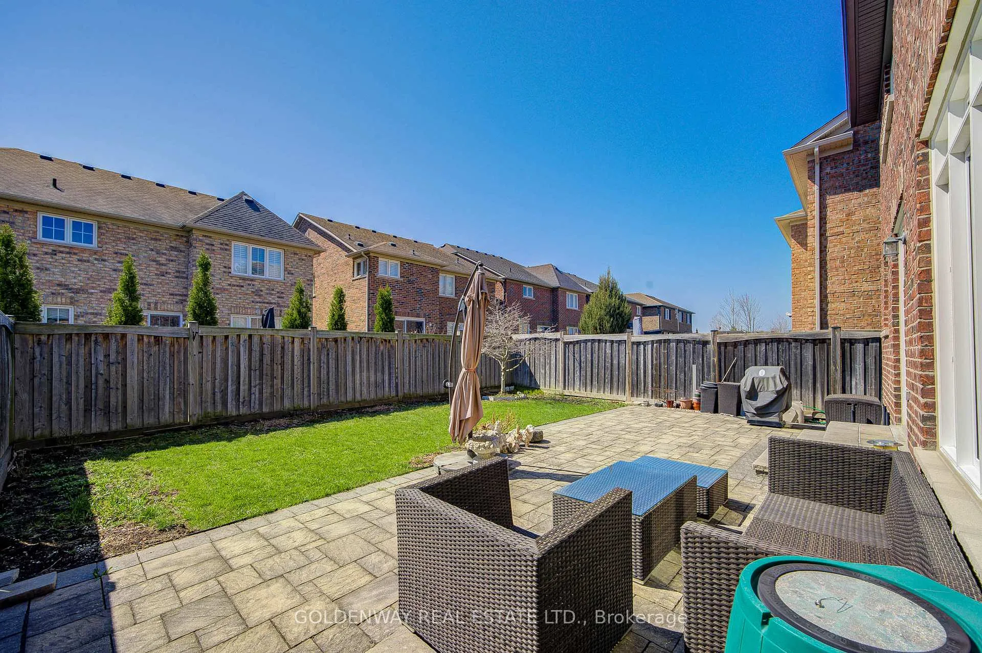 Photo 48 of 9 Duke Of Cornwall Drive, Markham, Victoria Square — HOMEH