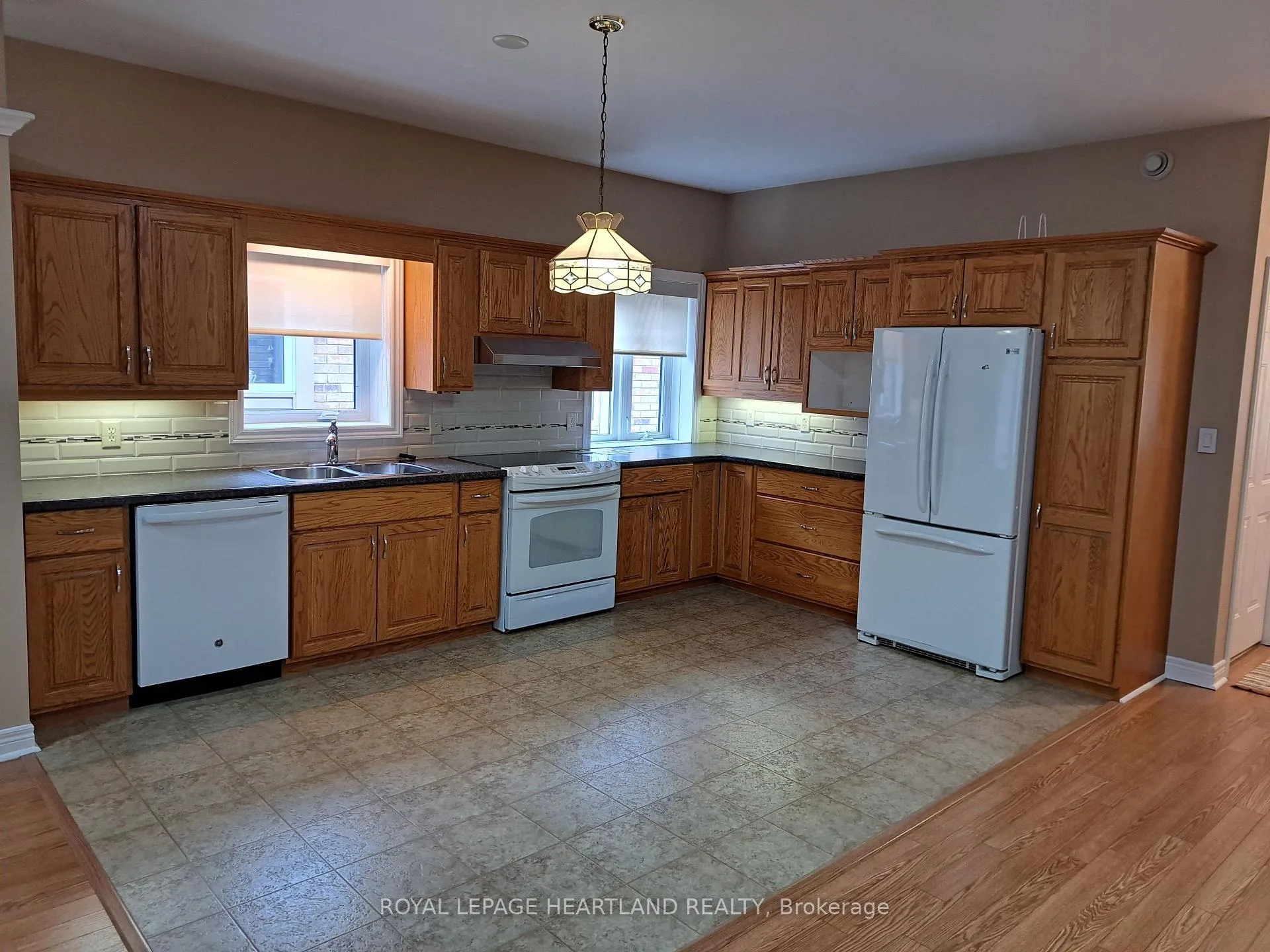 Photo 5 of 10 Brookside Place, South Huron, Exeter — HOMEH