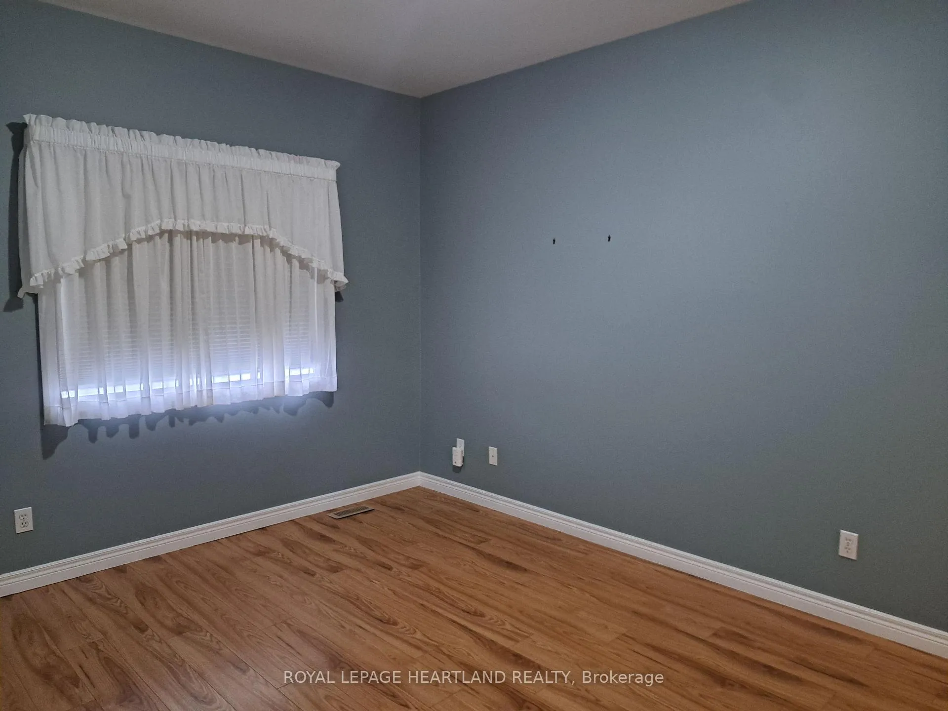 Photo 16 of 10 Brookside Place, South Huron, Exeter — HOMEH