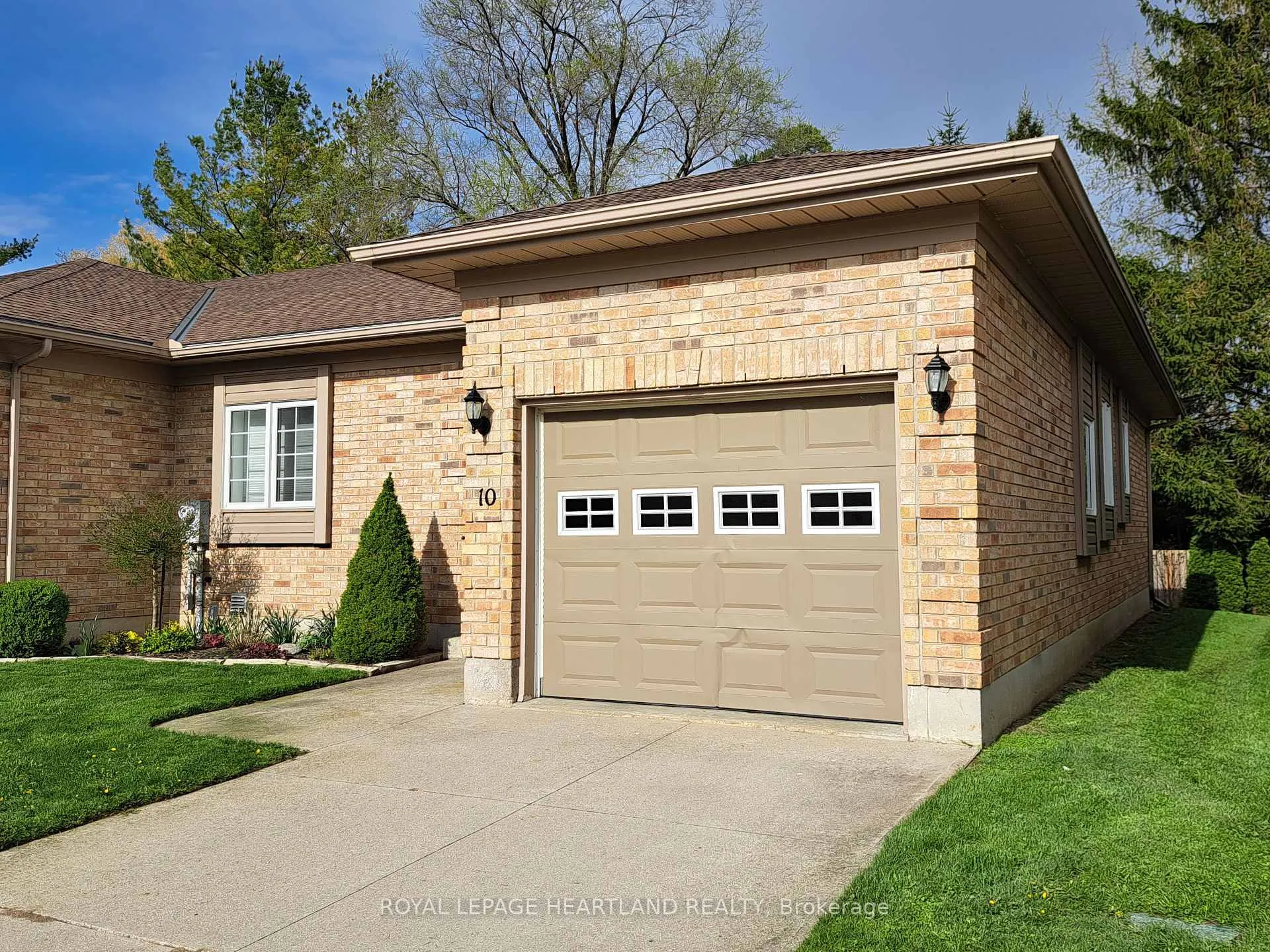 Photo 46 of 10 Brookside Place, South Huron, Exeter — HOMEH